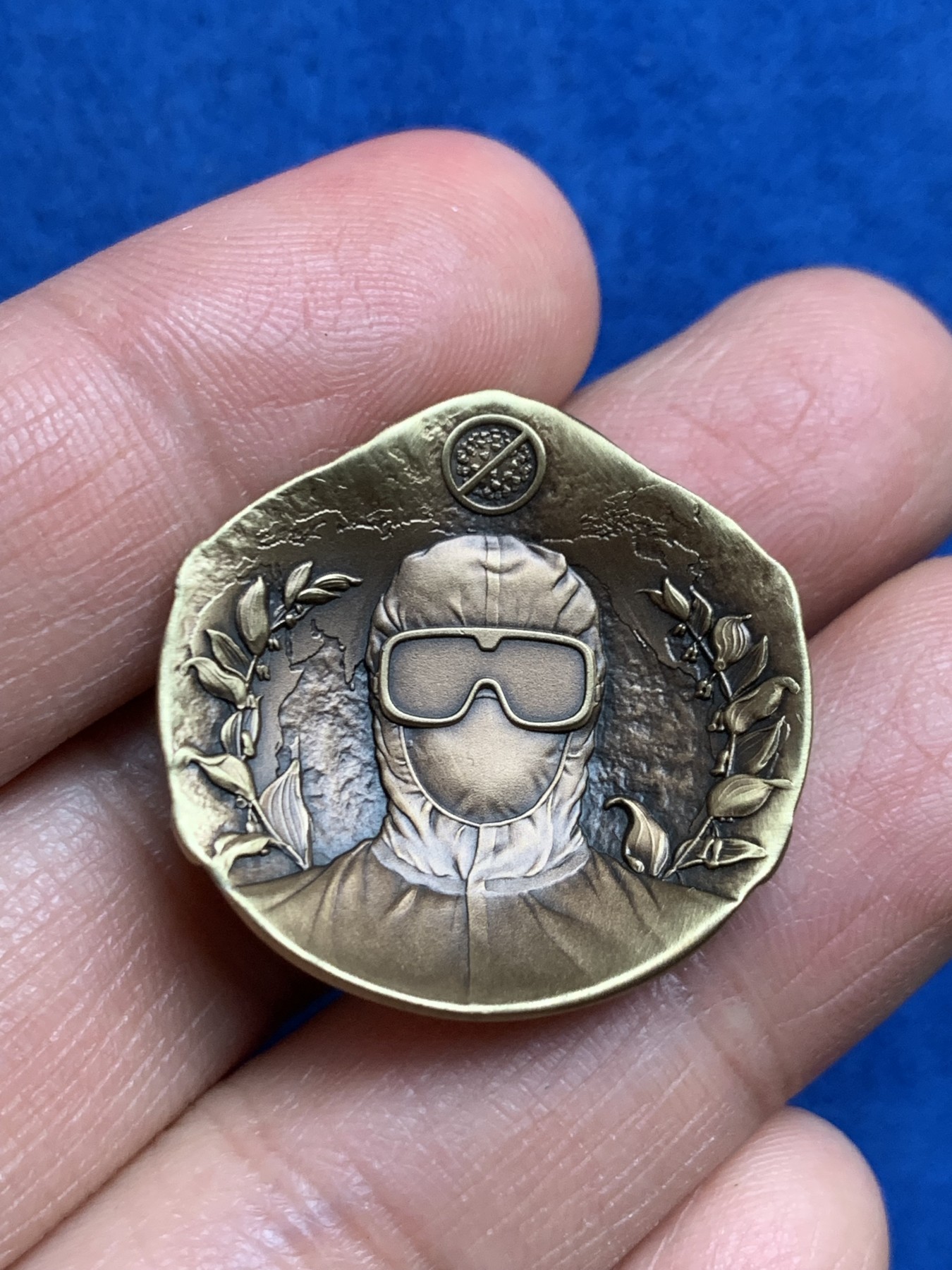 《竞宝斋》第232场-周日，周一 2场 (全场包邮) 抗击新冠纪念铜章 28mm