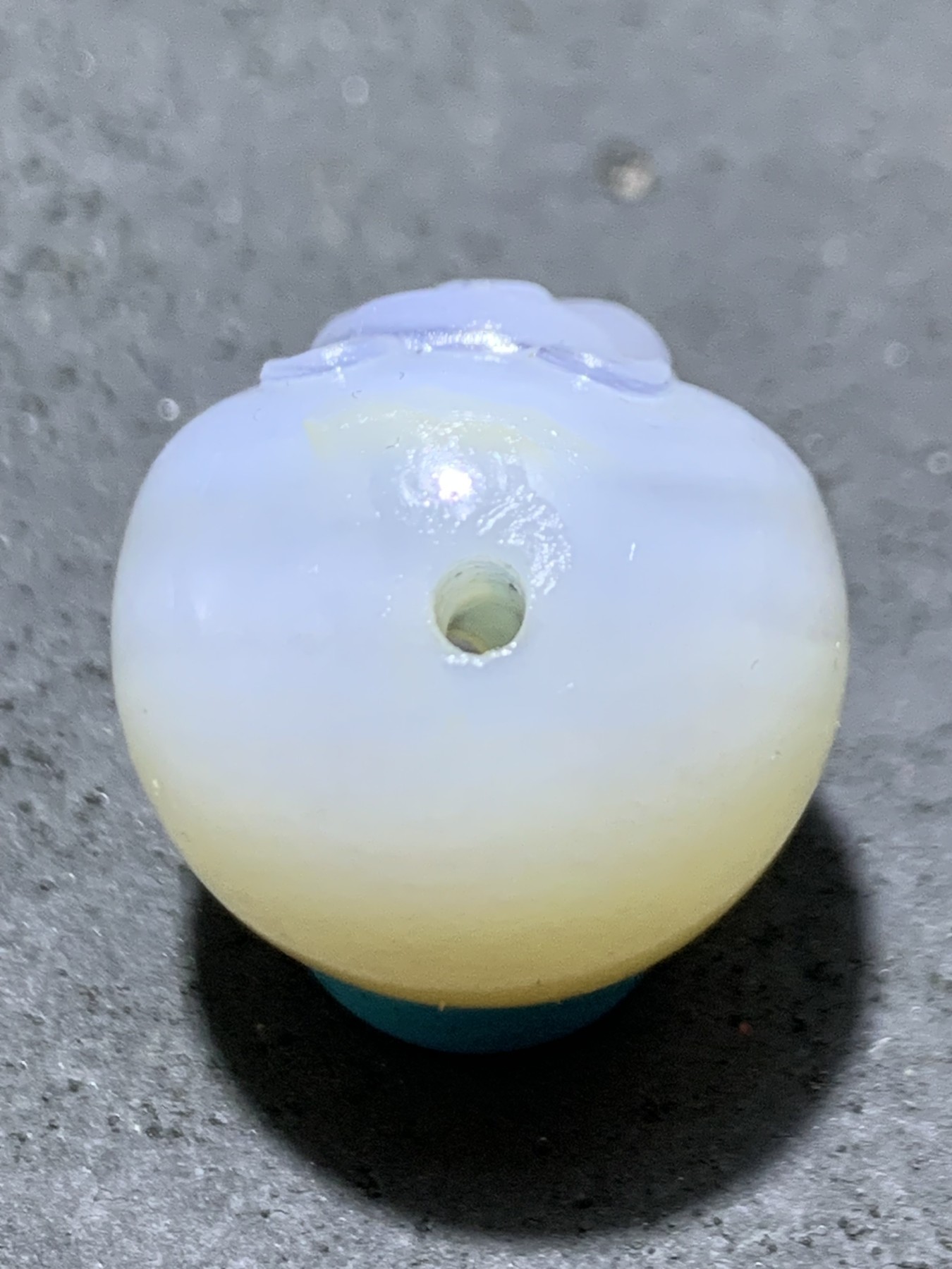 精美高玉化亚光海洋玉髓手工俏色巧雕爱心熊随形2.0随形圆珠一个