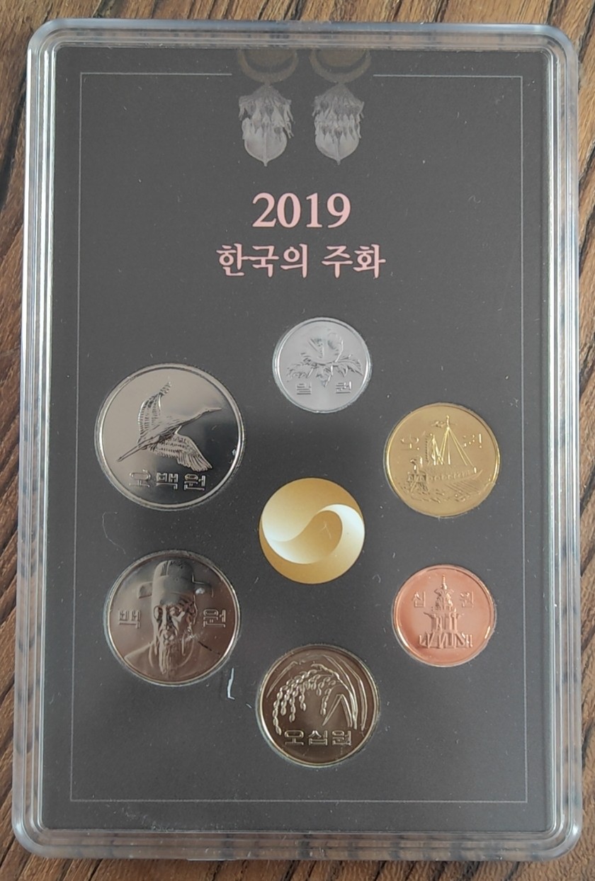 【币观天下】第2期钱币低佣金秒杀专场全场三件以上包邮 韩2019年官方ms套币