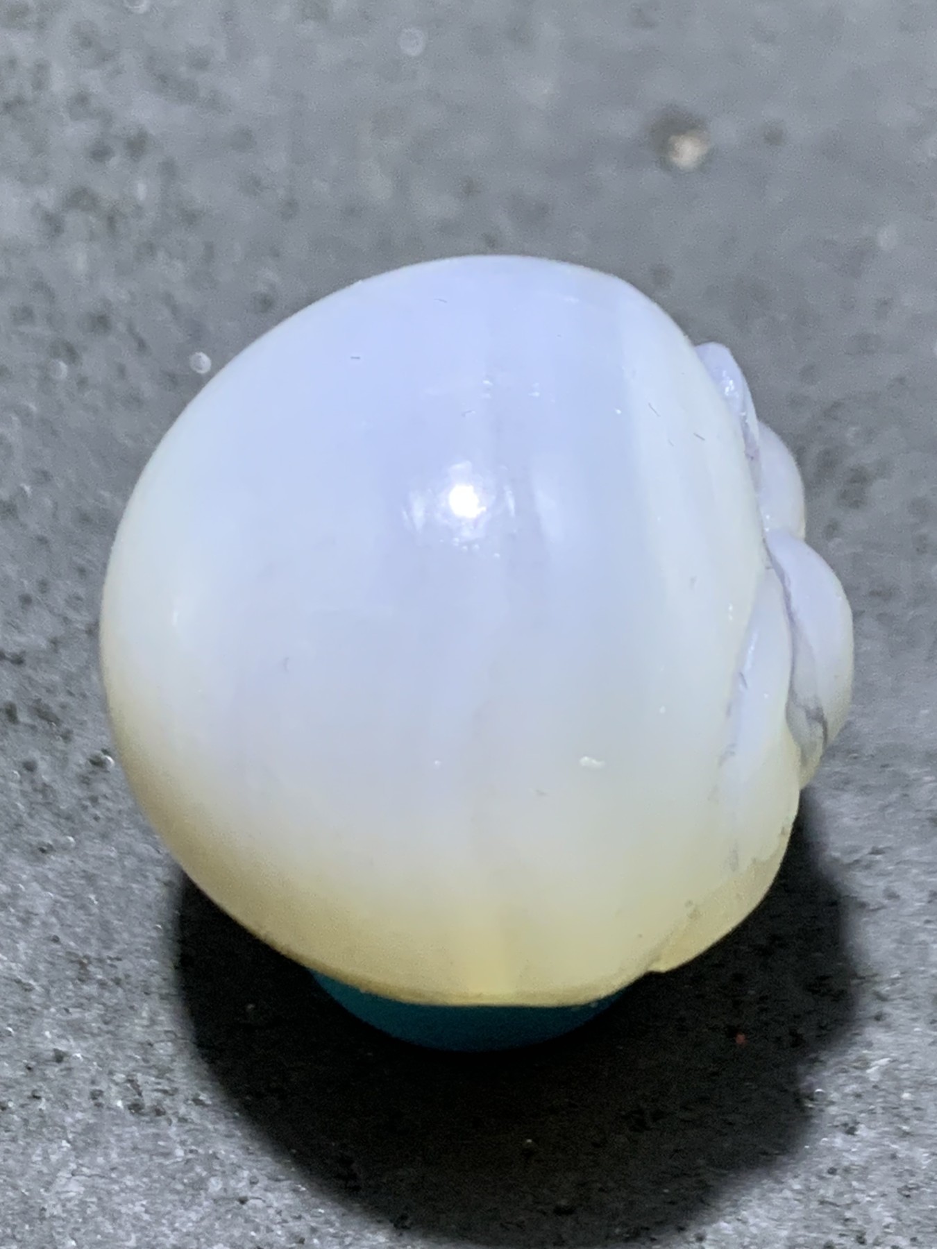 精美高玉化亚光海洋玉髓手工俏色巧雕爱心熊随形2.0随形圆珠一个