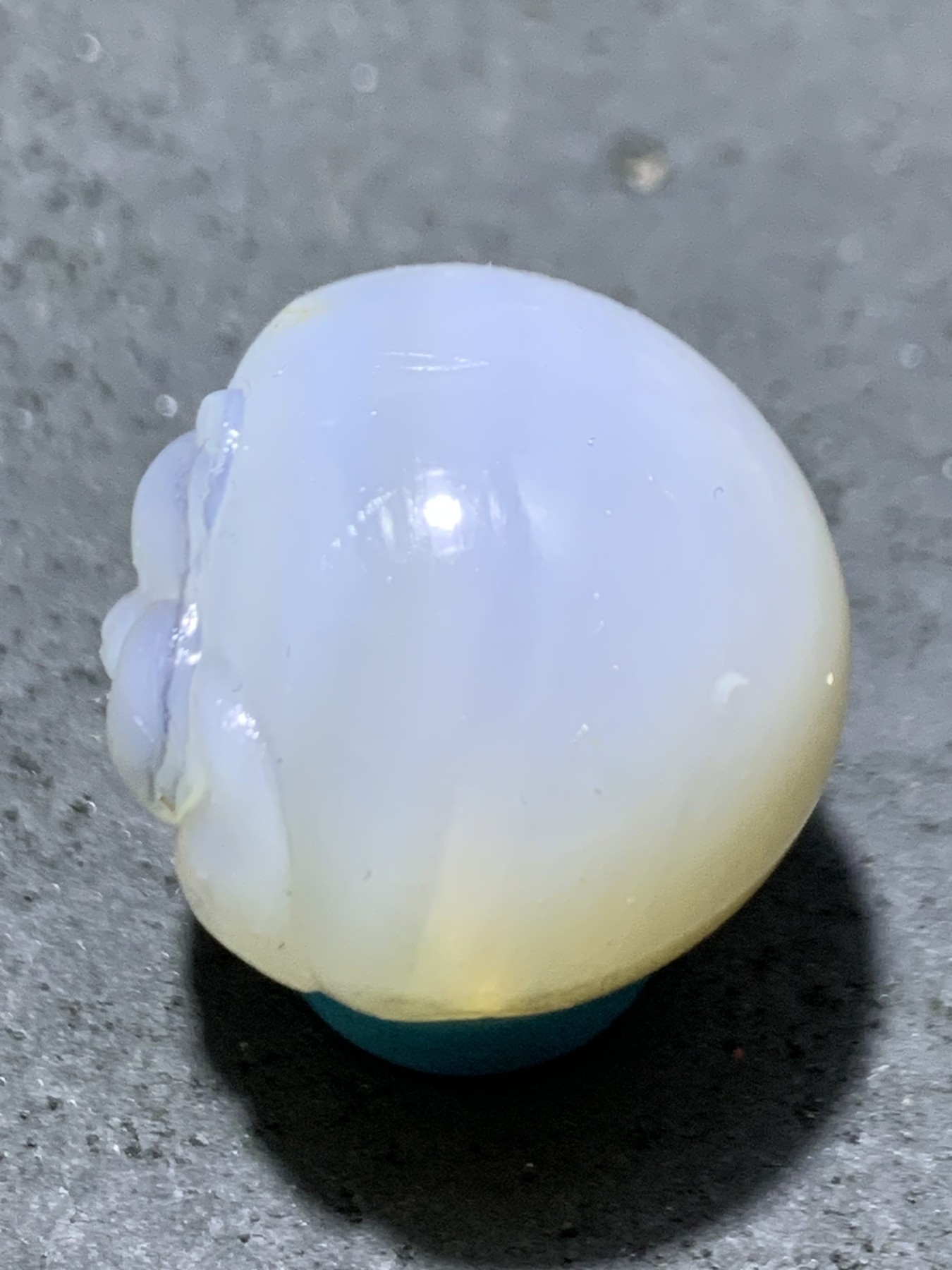 精美高玉化亚光海洋玉髓手工俏色巧雕爱心熊随形2.0随形圆珠一个