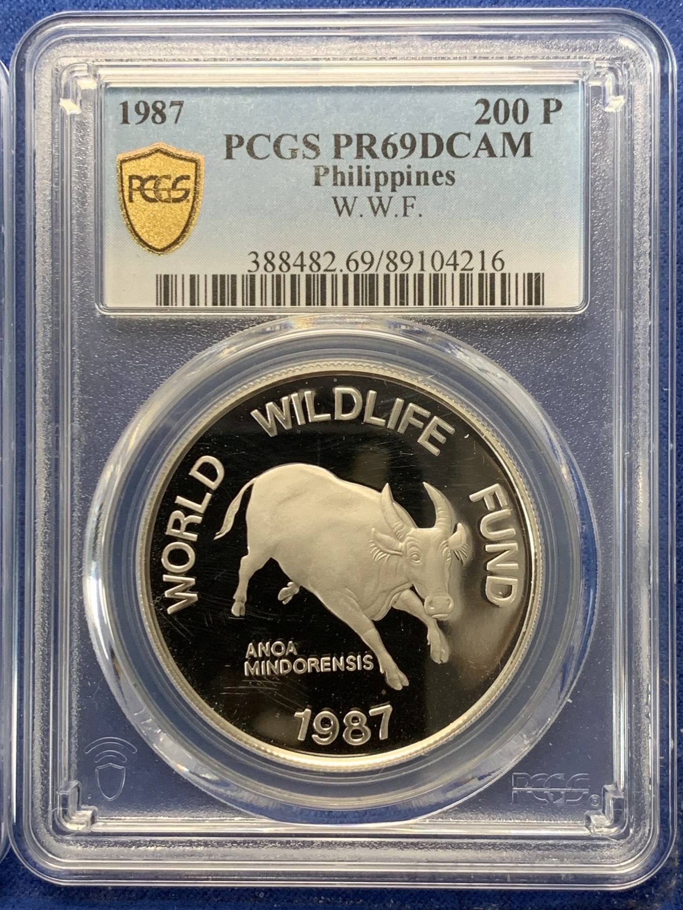 《竞宝斋》第232场-周日，周一 2场 (全场包邮) PCGS金盾 PR69DCAM 菲律宾1987年水牛200比索精制大银币，冠军分