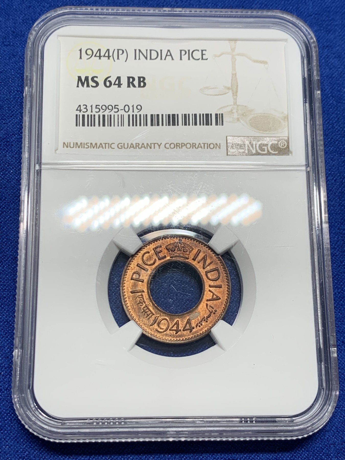 《竞宝斋》第232场-周日，周一 2场 (全场包邮) NGC MS64RB 英属印度1944年南非比勒托利亚厂【P厂】铸造中孔立冠1派沙铜币