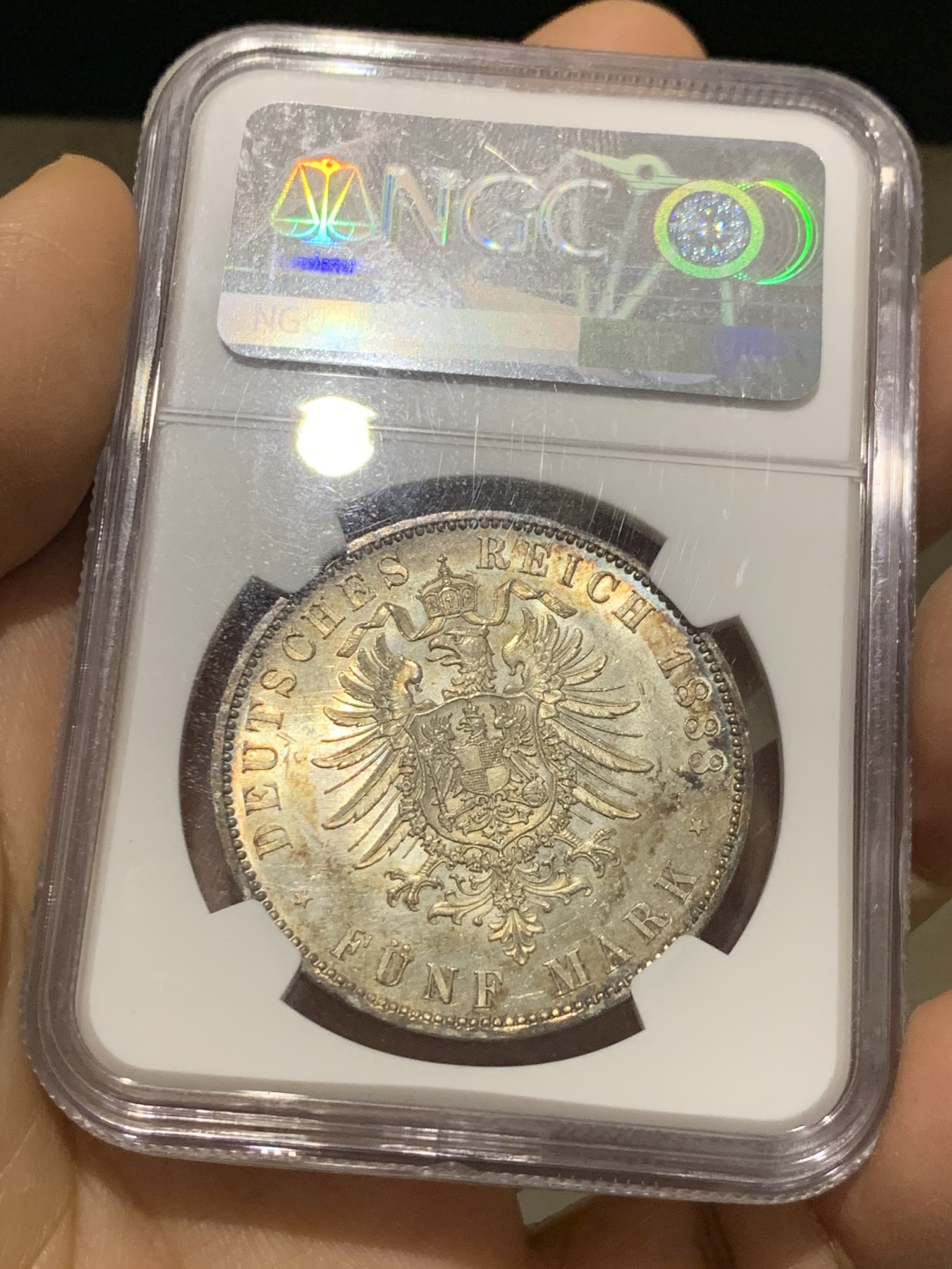 《竞宝斋》第232场-周日，周一 2场 (全场包邮) NGC-MS64 1888 三皇之年德国普鲁士腓特烈三世5马克 双面五彩包浆 丝绸底板