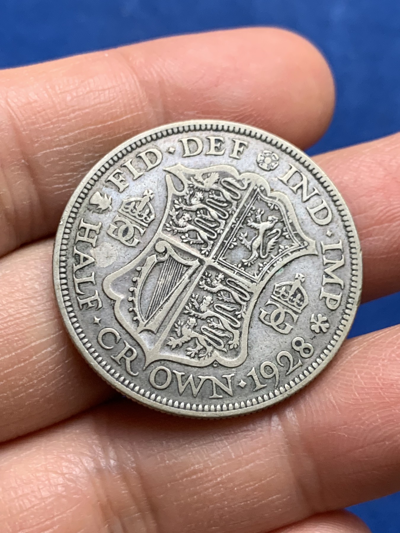 《竞宝斋》第232场-周日，周一 2场 (全场包邮) 英国1928年乔治五世半克朗银币