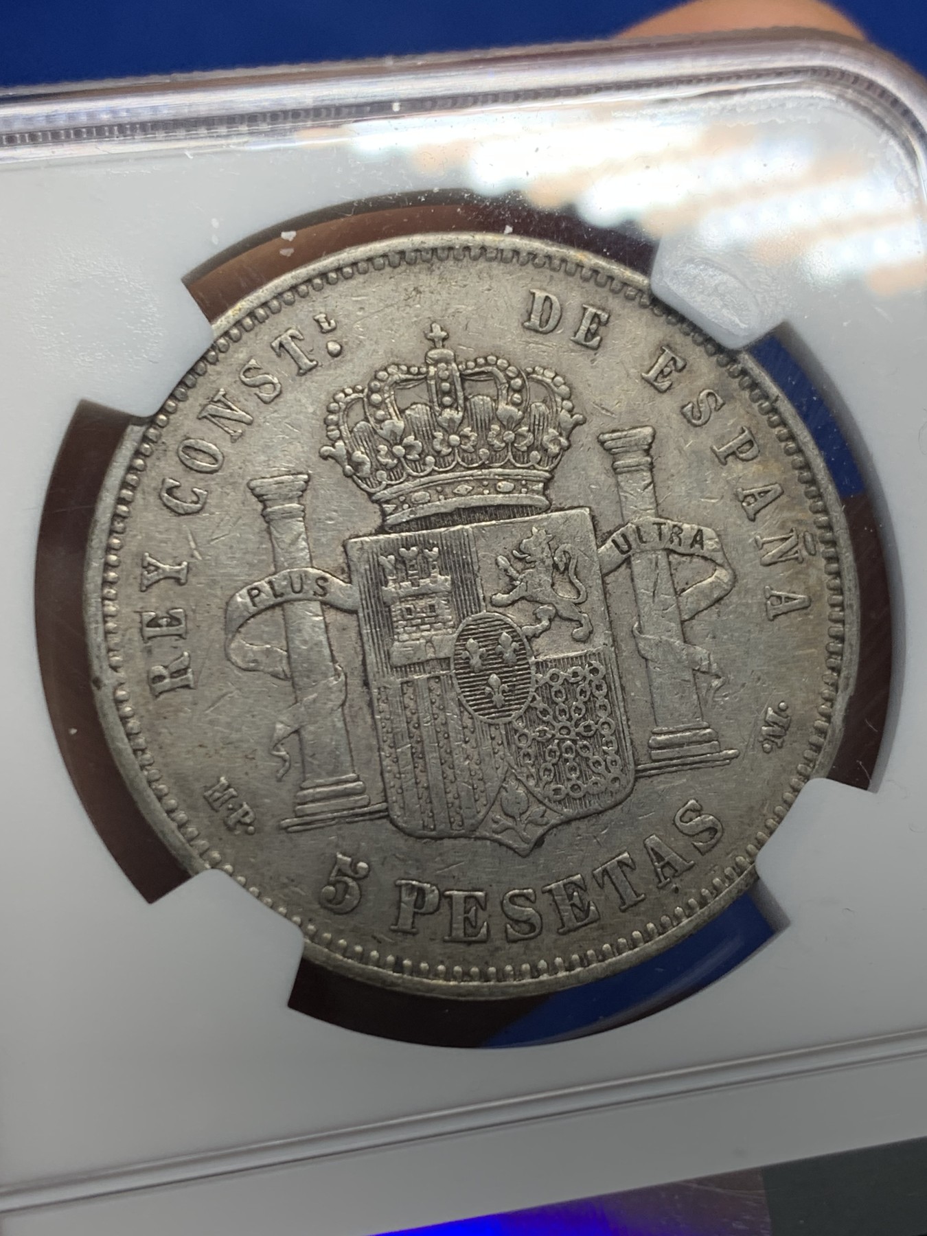 《竞宝斋》第232场-周日，周一 2场 (全场包邮) NGC XF40 西班牙1888年 阿方索十三世 光头版 5比塞塔双柱大银币 吉祥年份