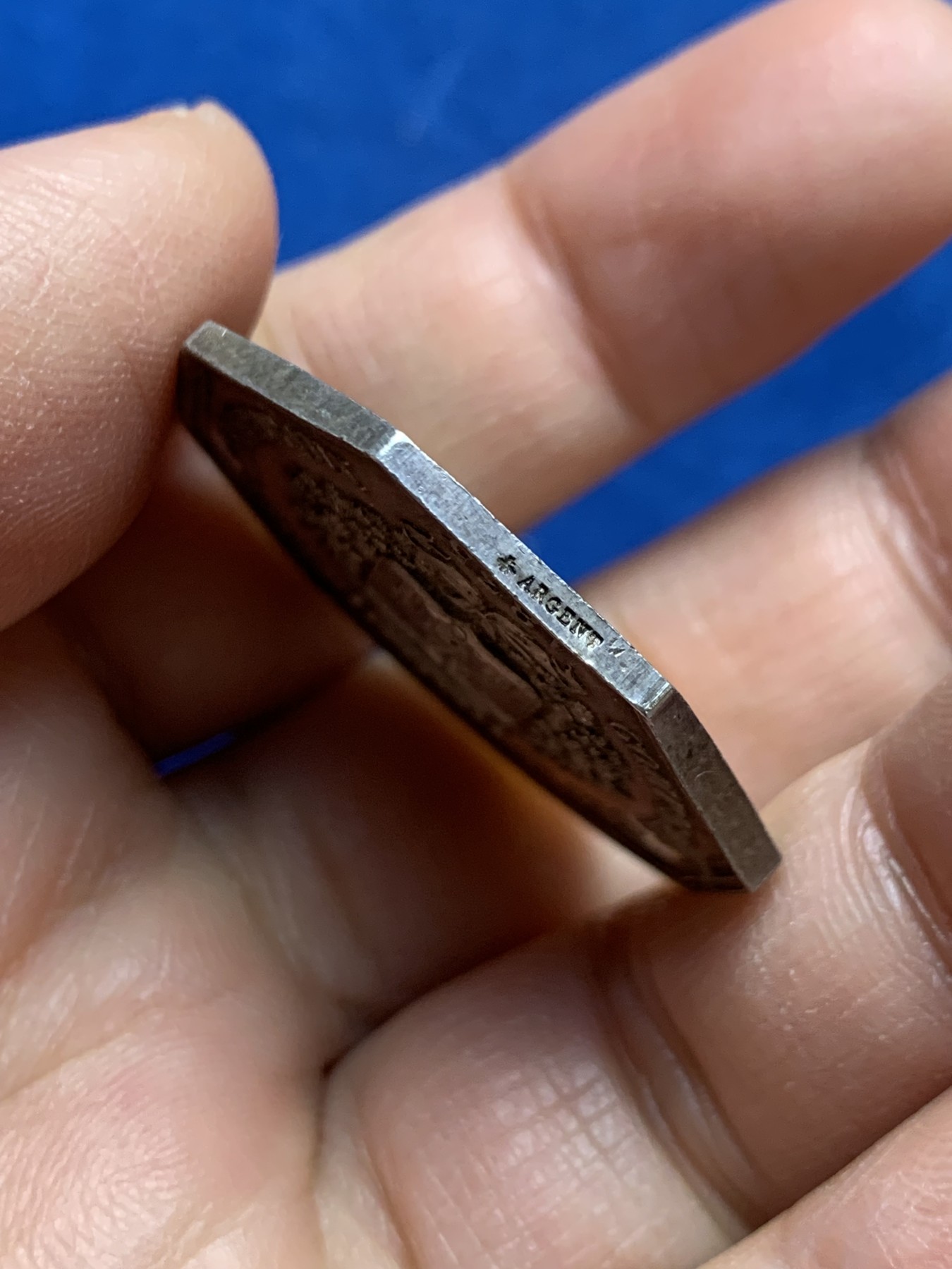 《竞宝斋》第232场-周日，周一 2场 (全场包邮) 法国1860-1879八角银质代币，波尔多证券交易公司，18.7g，37mm，大八角，蜜蜂边铭