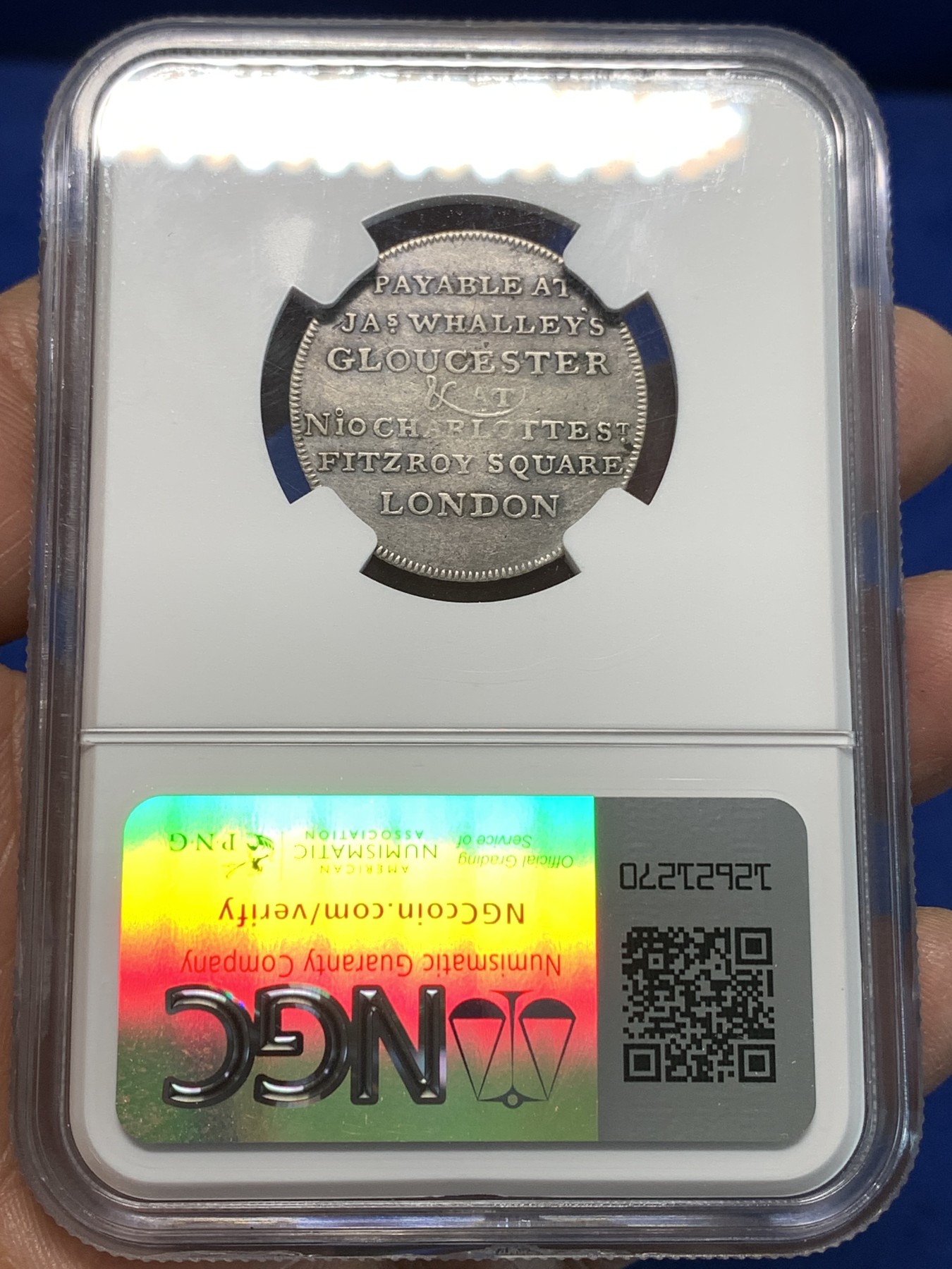 《竞宝斋》第232场-周日，周一 2场 (全场包邮) NGC XFD 英国1811年格罗斯特郡先令代用银币 非常少见的品种 灰包浆 正面小划痕可惜了