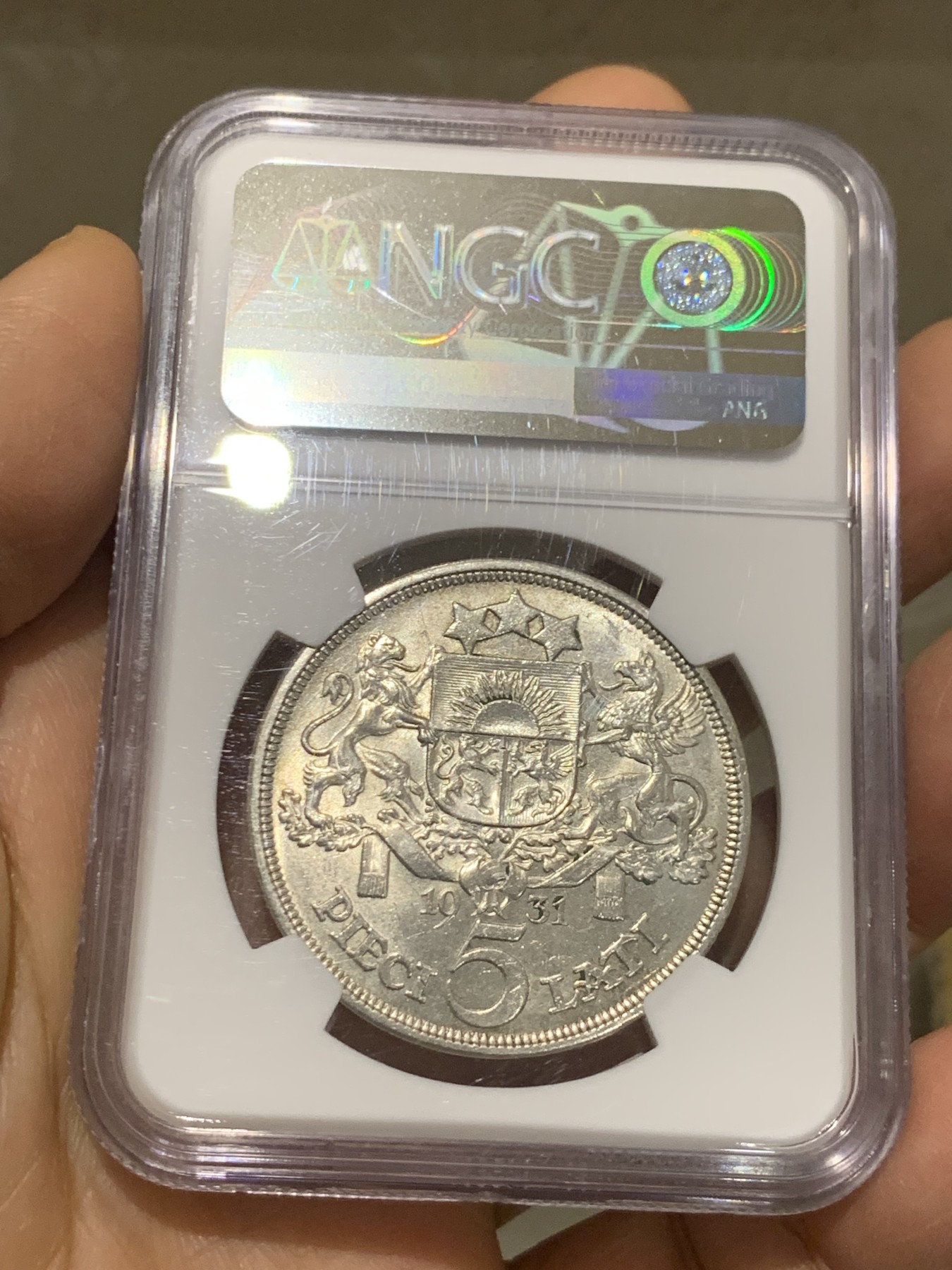 《竞宝斋》第232场-周日，周一 2场 (全场包邮) NGC-MS62 拉脱维亚1931年谷物女神纪念银币-5拉特 光度好