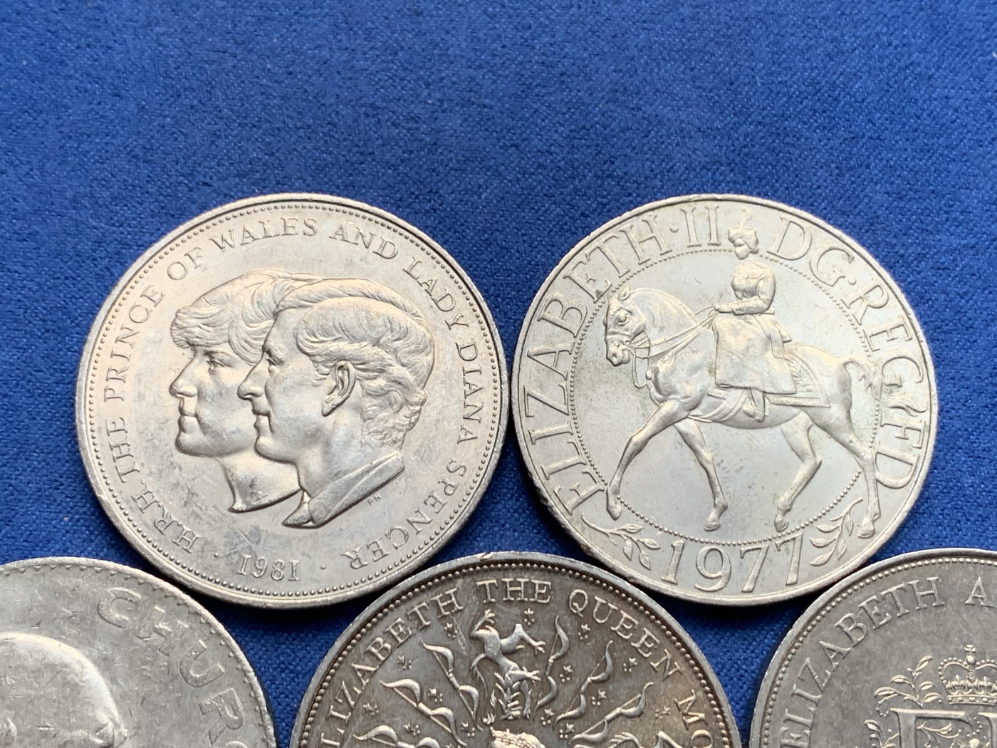 《竞宝斋》第232场-周日，周一 2场 (全场包邮) 5枚一组 英国1965、1972、1977、1980、1981美品一克朗（美品、部分带转光）