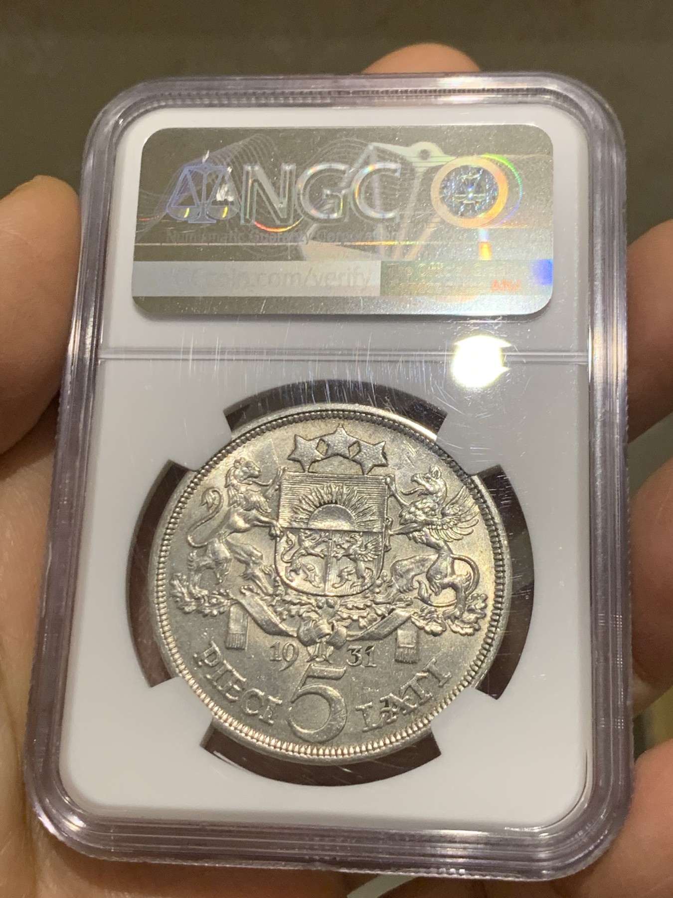 《竞宝斋》第232场-周日，周一 2场 (全场包邮) NGC-MS62 拉脱维亚1931年谷物女神纪念银币-5拉特 光度好