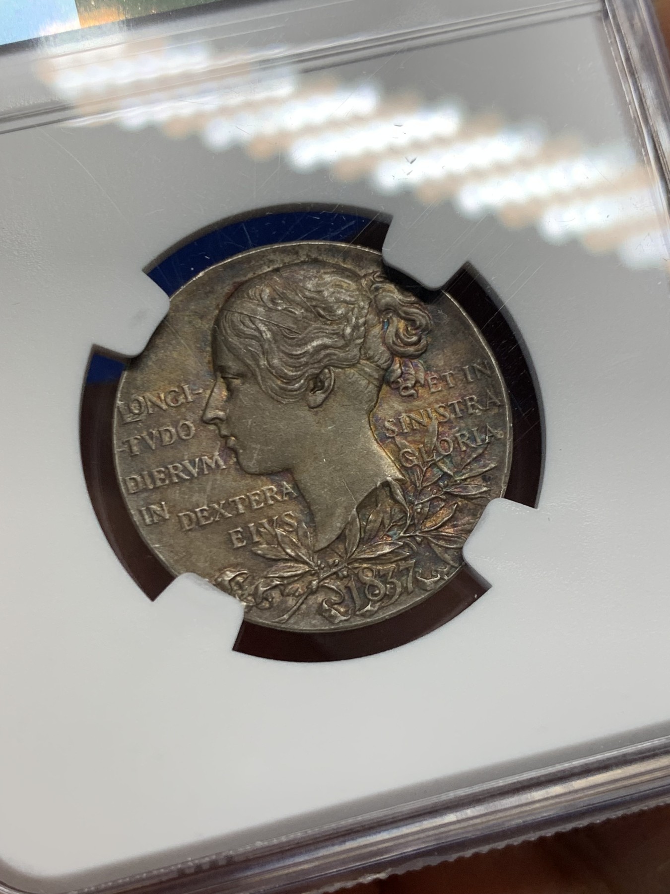 《竞宝斋》第232场-周日，周一 2场 (全场包邮) NGC-MS63 英国1897年 维多利亚登基60周年纪念银章 黑五彩包浆