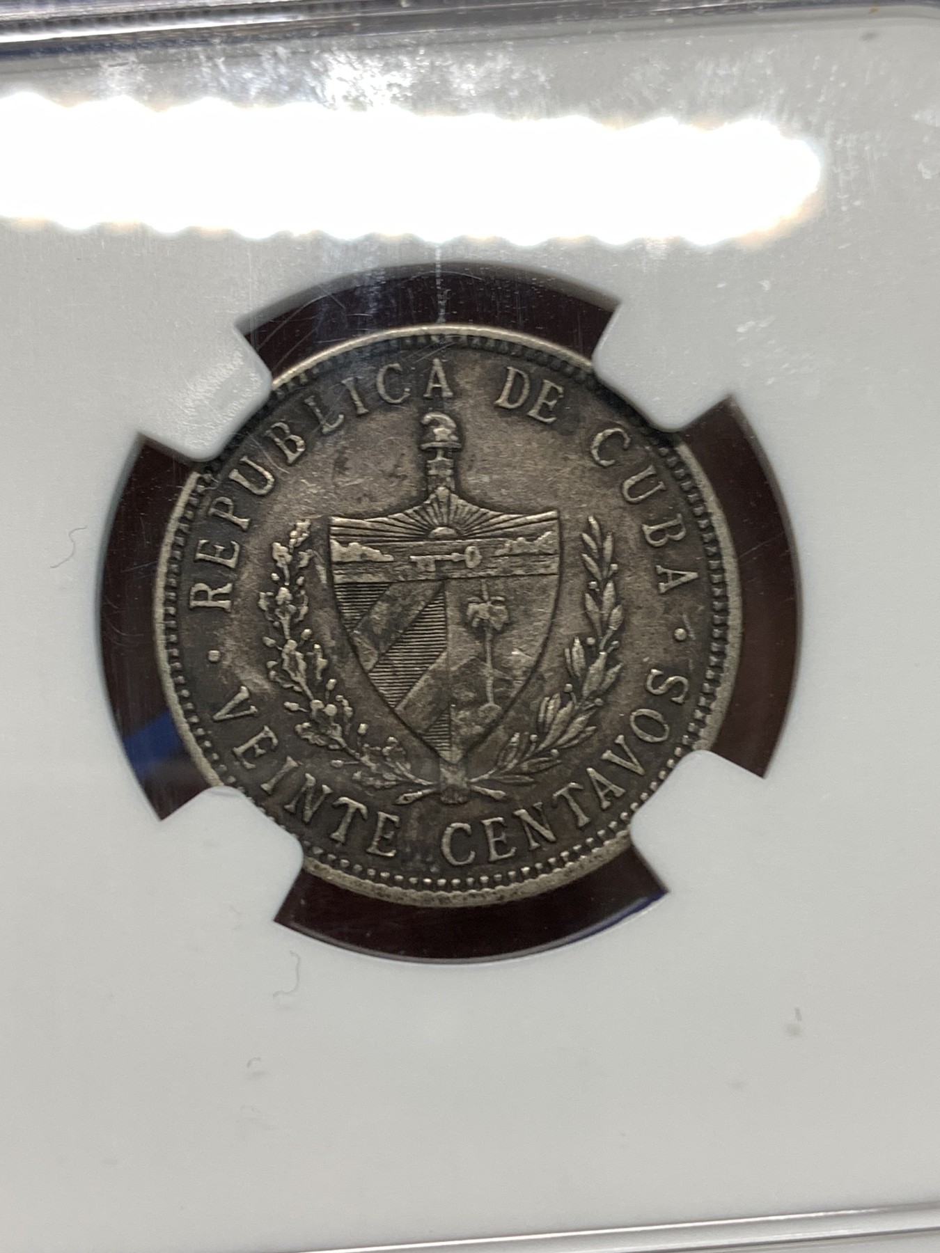 《竞宝斋》第232场-周日，周一 2场 (全场包邮) NGC-AU53 古巴1915年20分银币 古巴第一套流通银币早期年份稀少 带醇黑包浆