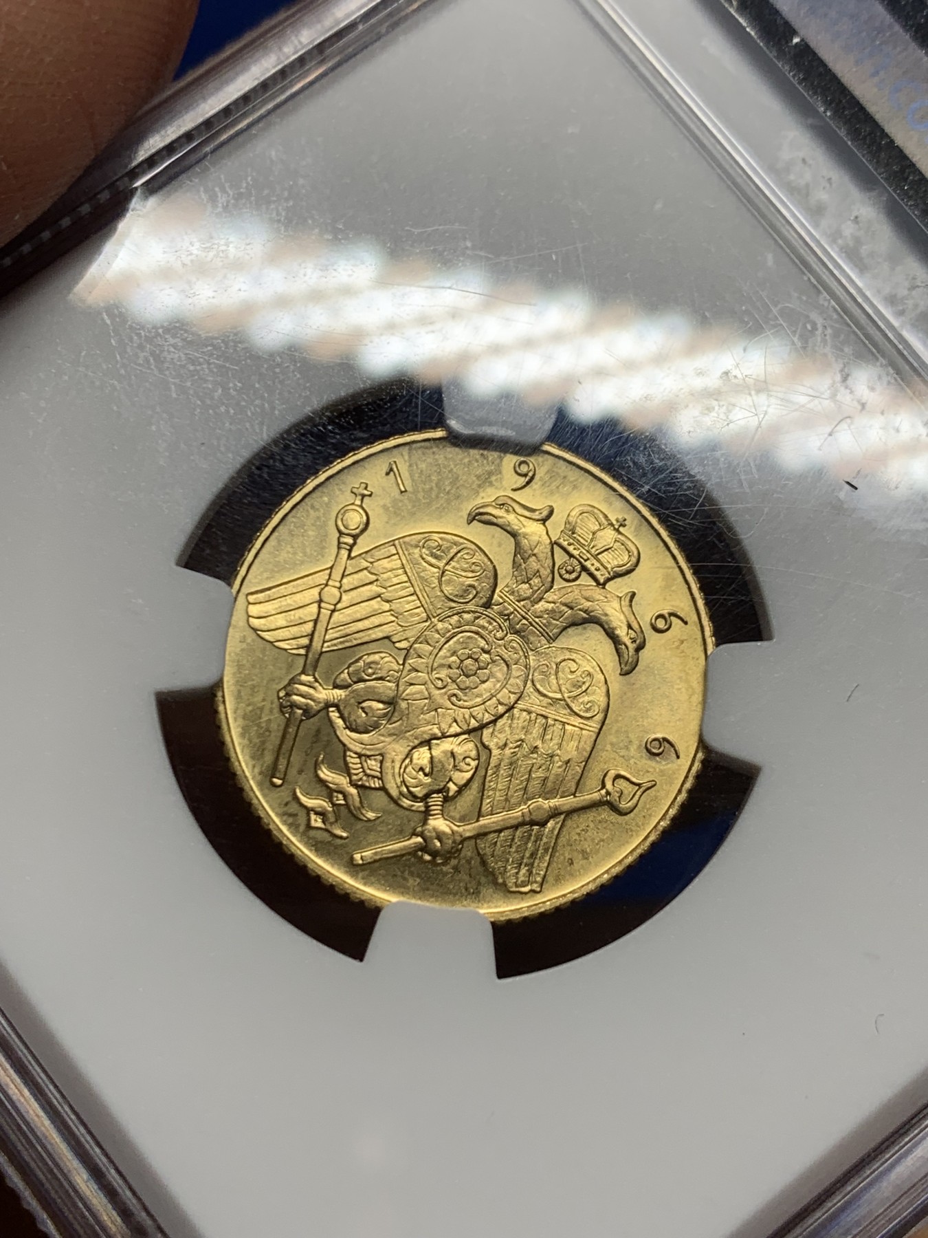 《竞宝斋》第232场-周日，周一 2场 (全场包邮) NGC PF66 塞浦路斯1966年精制索维林金币 8克 9167金 直径22MM  高分