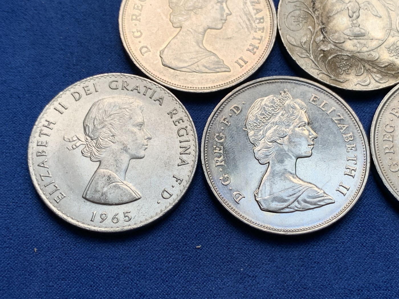 《竞宝斋》第232场-周日，周一 2场 (全场包邮) 5枚一组 英国1965、1972、1977、1980、1981美品一克朗（美品、部分带转光）