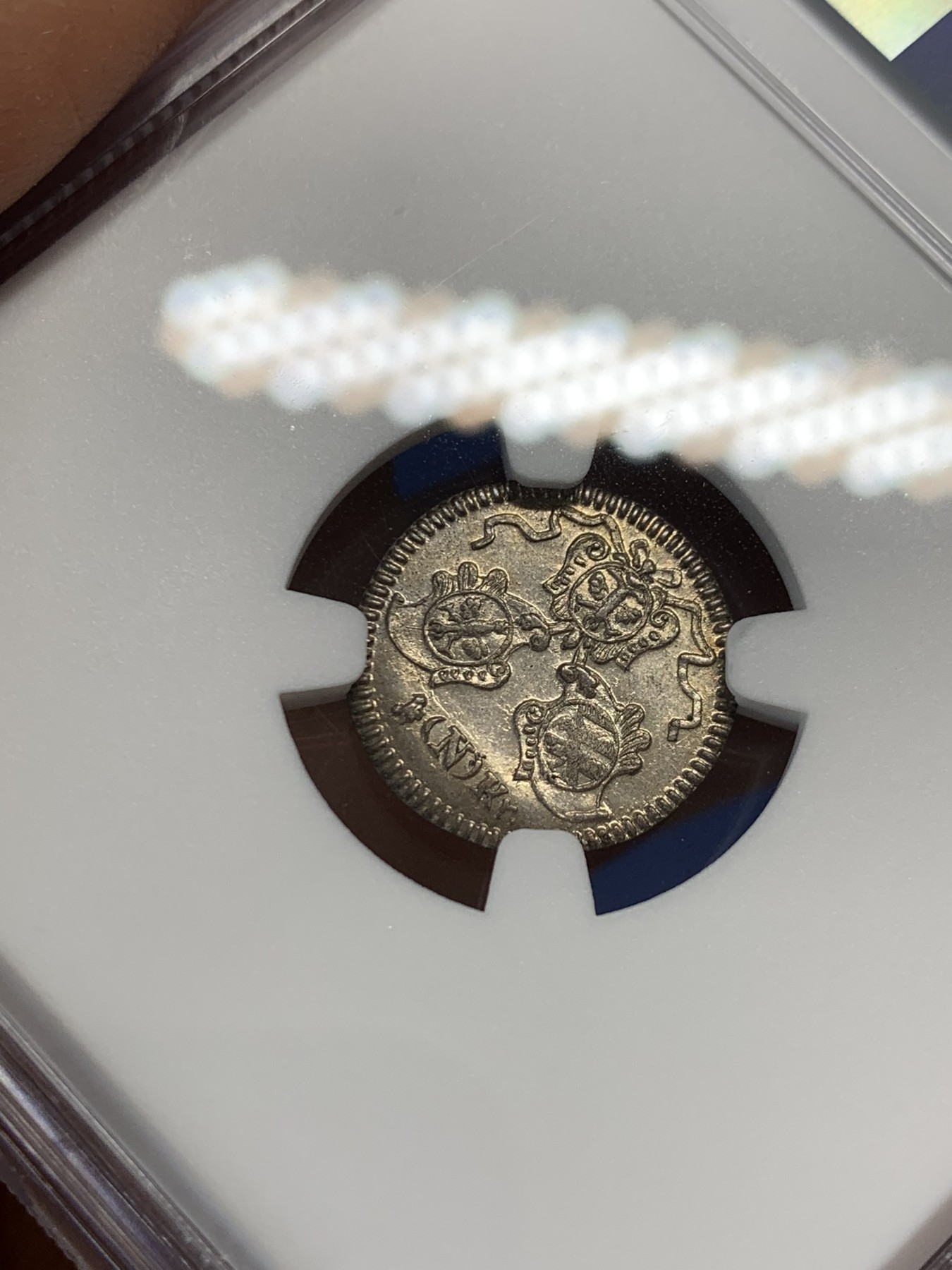 《竞宝斋》第232场-周日，周一 2场 (全场包邮) NGC-UNC 1773年 神圣罗马帝国纽伦堡城市景观小银币 面值1克鲁泽  精制细腻 尽显250年前的德系精工