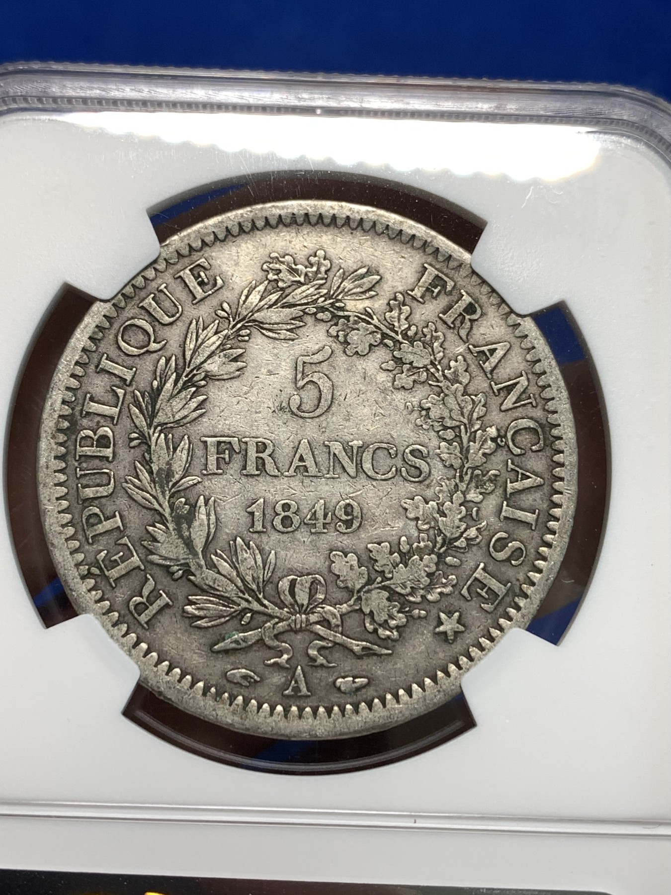 《竞宝斋》第232场-周日，周一 2场 (全场包邮) NGC XF45 法国1849第二共和大力神5法郎银币 只发行两年 出分难得 原味包浆
