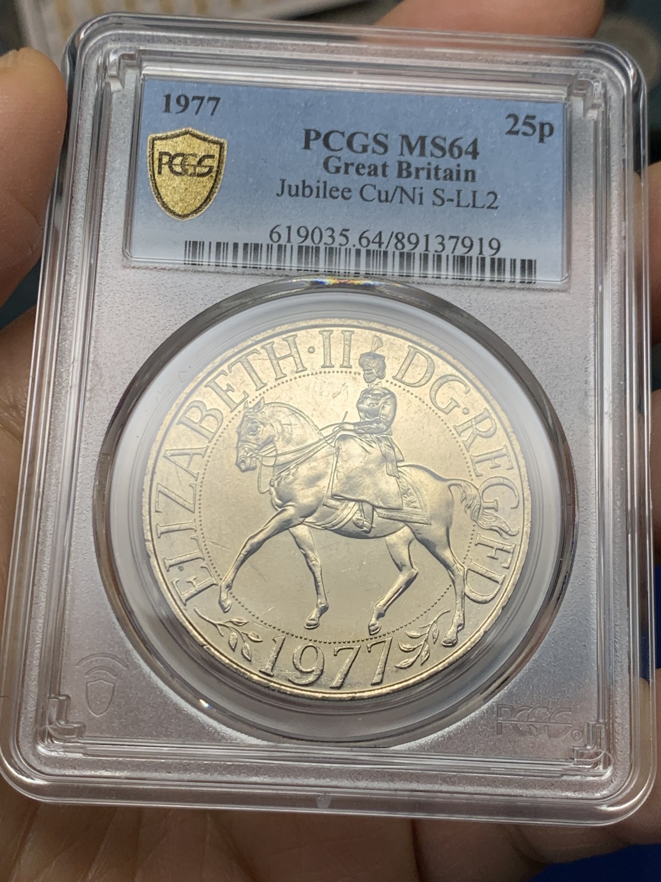 《竞宝斋》第232场-周日，周一 2场 (全场包邮) PCGS MS64 英国1977年伊丽莎白二世登基25周年纪念币