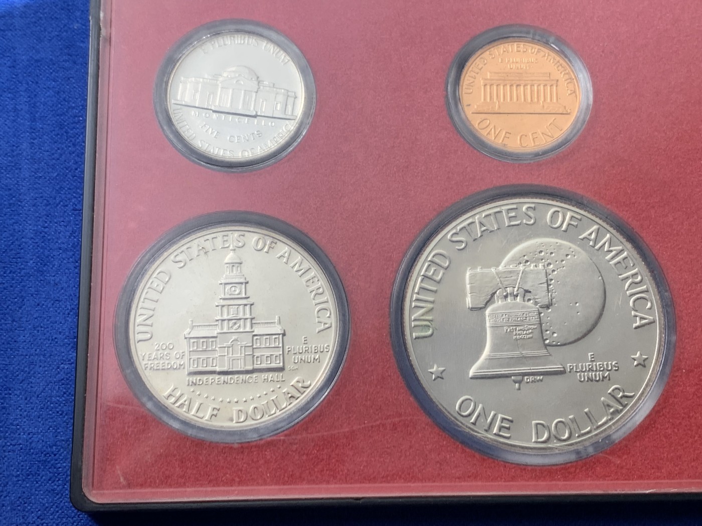 《竞宝斋》第232场-周日，周一 2场 (全场包邮) 1976年美国建国200周年精制币套币