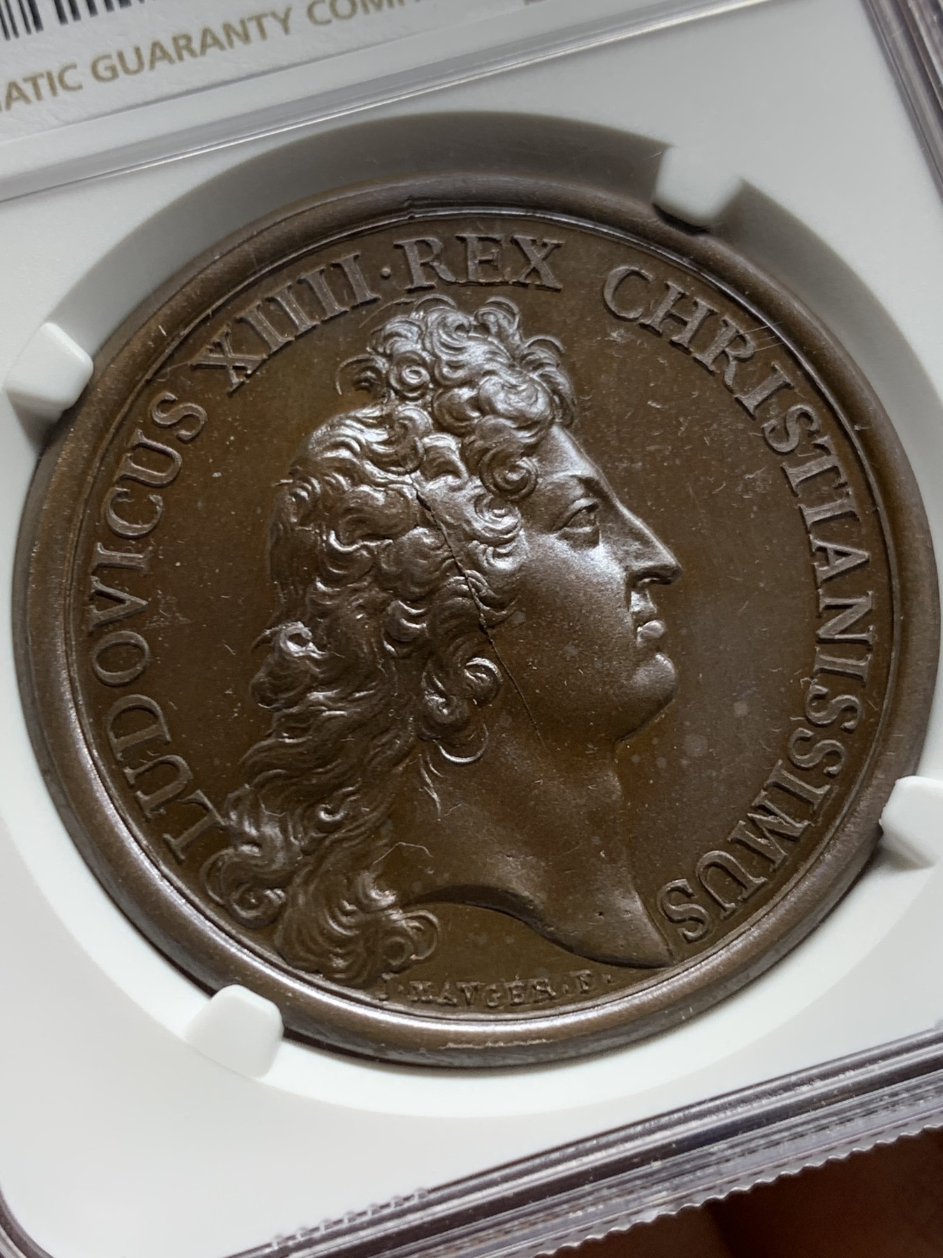 《竞宝斋》第232场-周日，周一 2场 (全场包邮) 唯一冠军分 NGC MS65 法国1672年太阳王路易十四军队撤退铜章