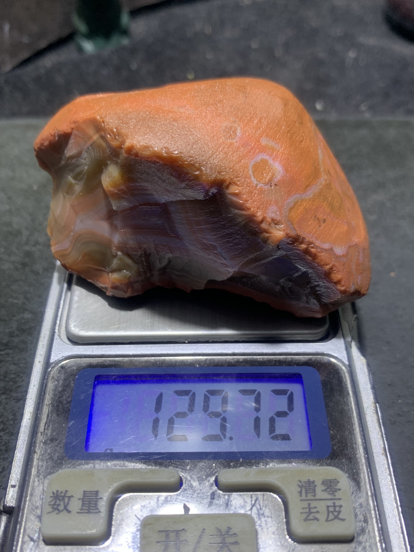 精美柿子红冰飘千层纹南红玛瑙明料原石一颗，