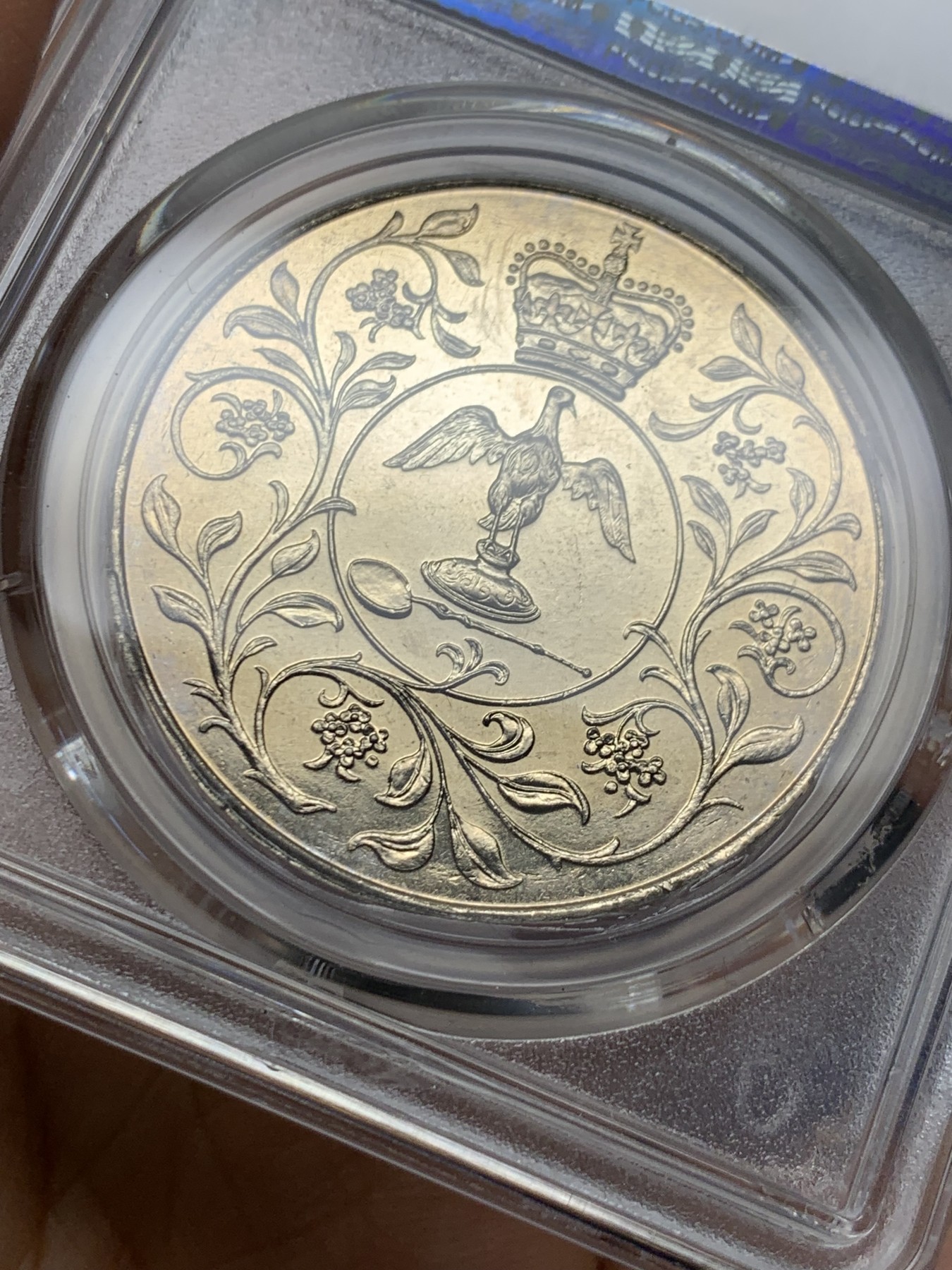 《竞宝斋》第232场-周日，周一 2场 (全场包邮) PCGS MS64 英国1977年伊丽莎白二世登基25周年纪念币