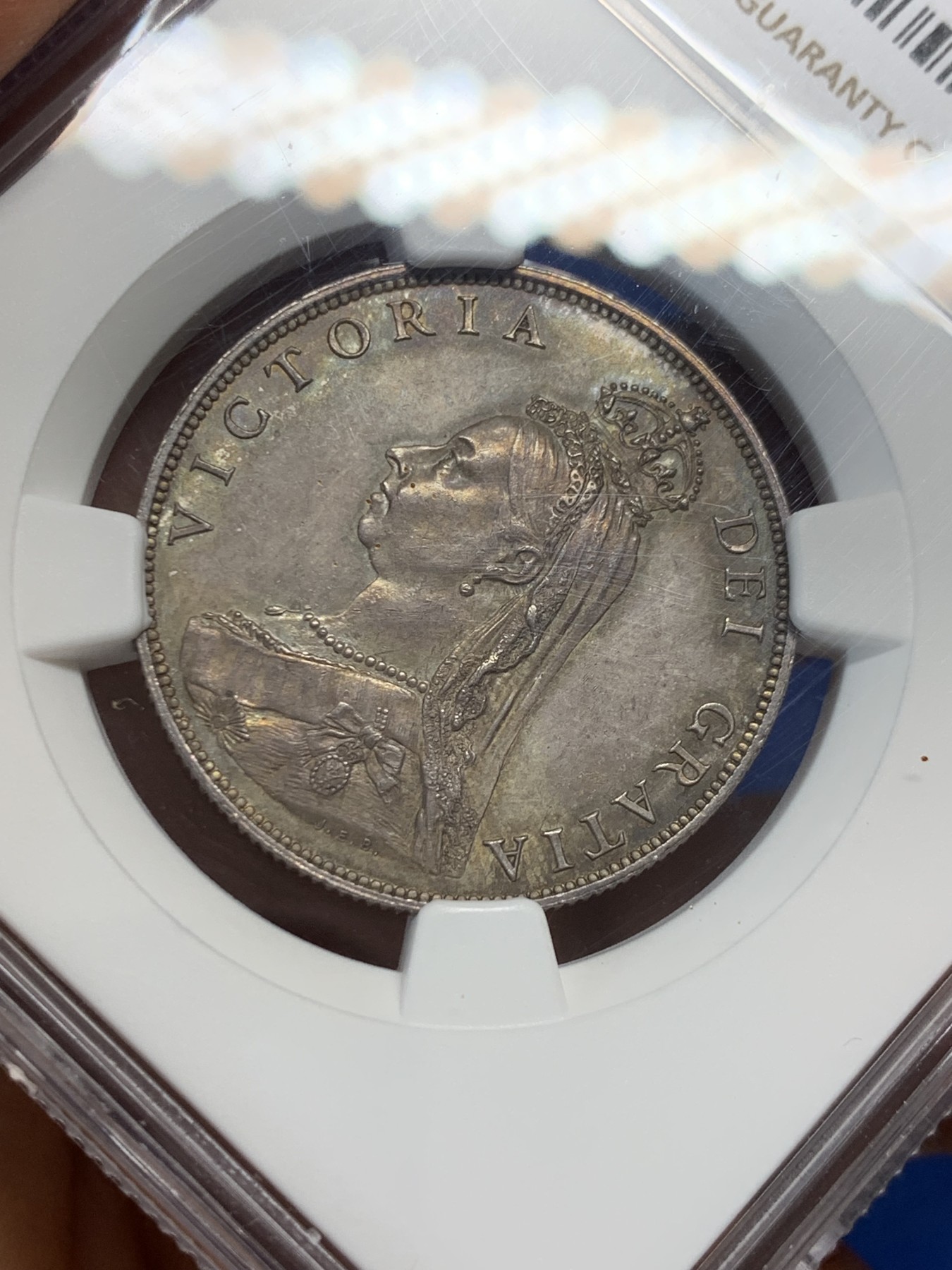 《竞宝斋》第232场-周日，周一 2场 (全场包邮) NGC UNC 英国 1887年弗洛林银币，状态好，底板带彩