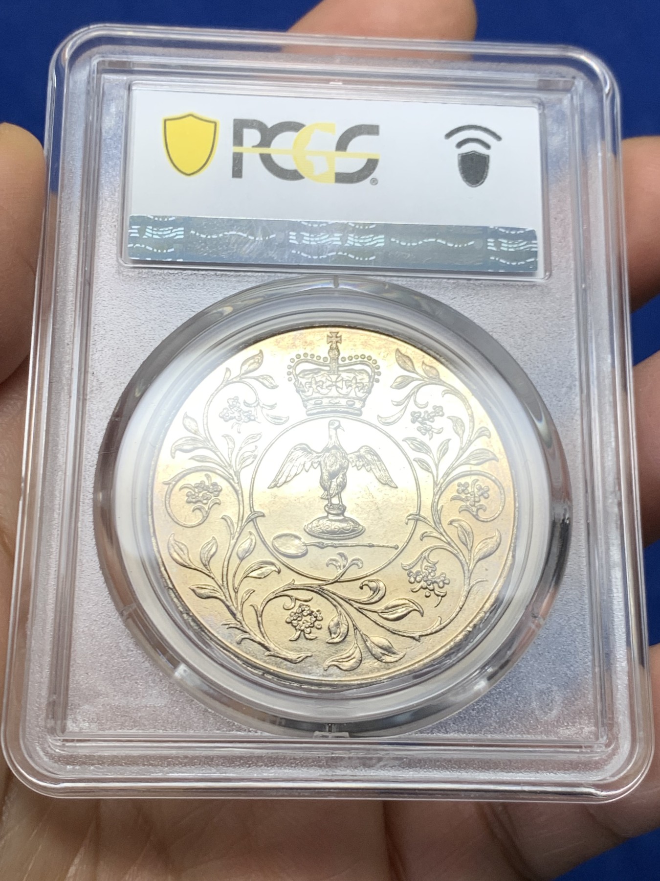 《竞宝斋》第232场-周日，周一 2场 (全场包邮) PCGS MS64 英国1977年伊丽莎白二世登基25周年纪念币