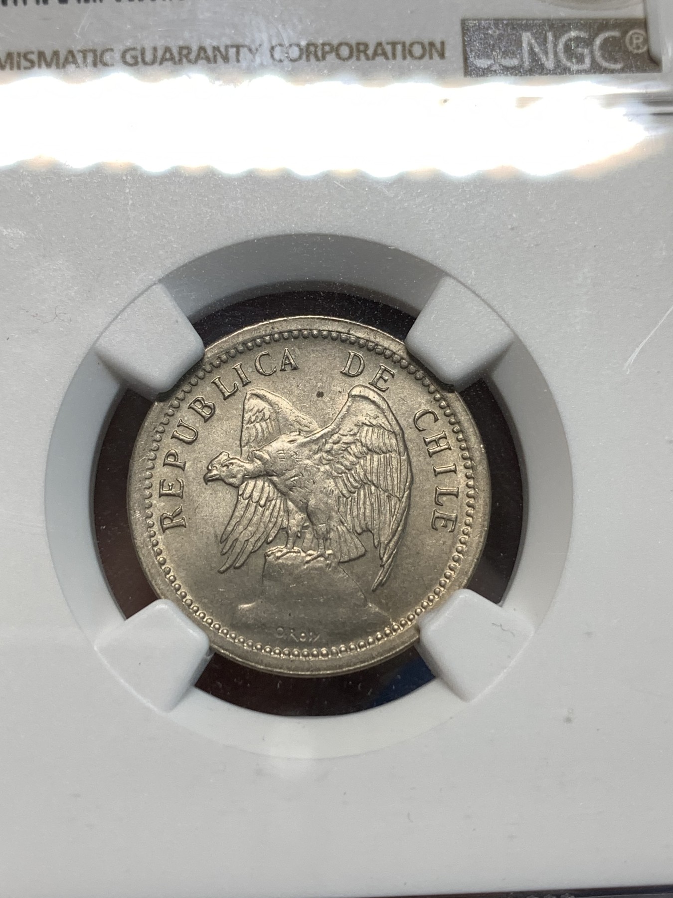 《竞宝斋》第232场-周日，周一 2场 (全场包邮) NGC MS64 智利1940年早期版秃鹫20分镍币，车轮光完整