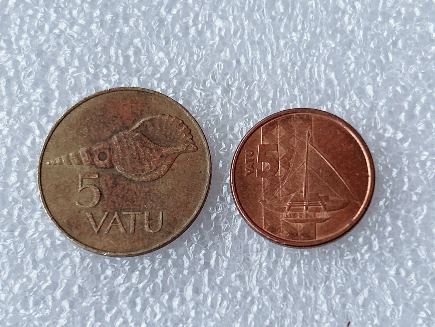 全场一元起拍 世界散币、银币专场 第53期 瓦努阿图硬币2枚
