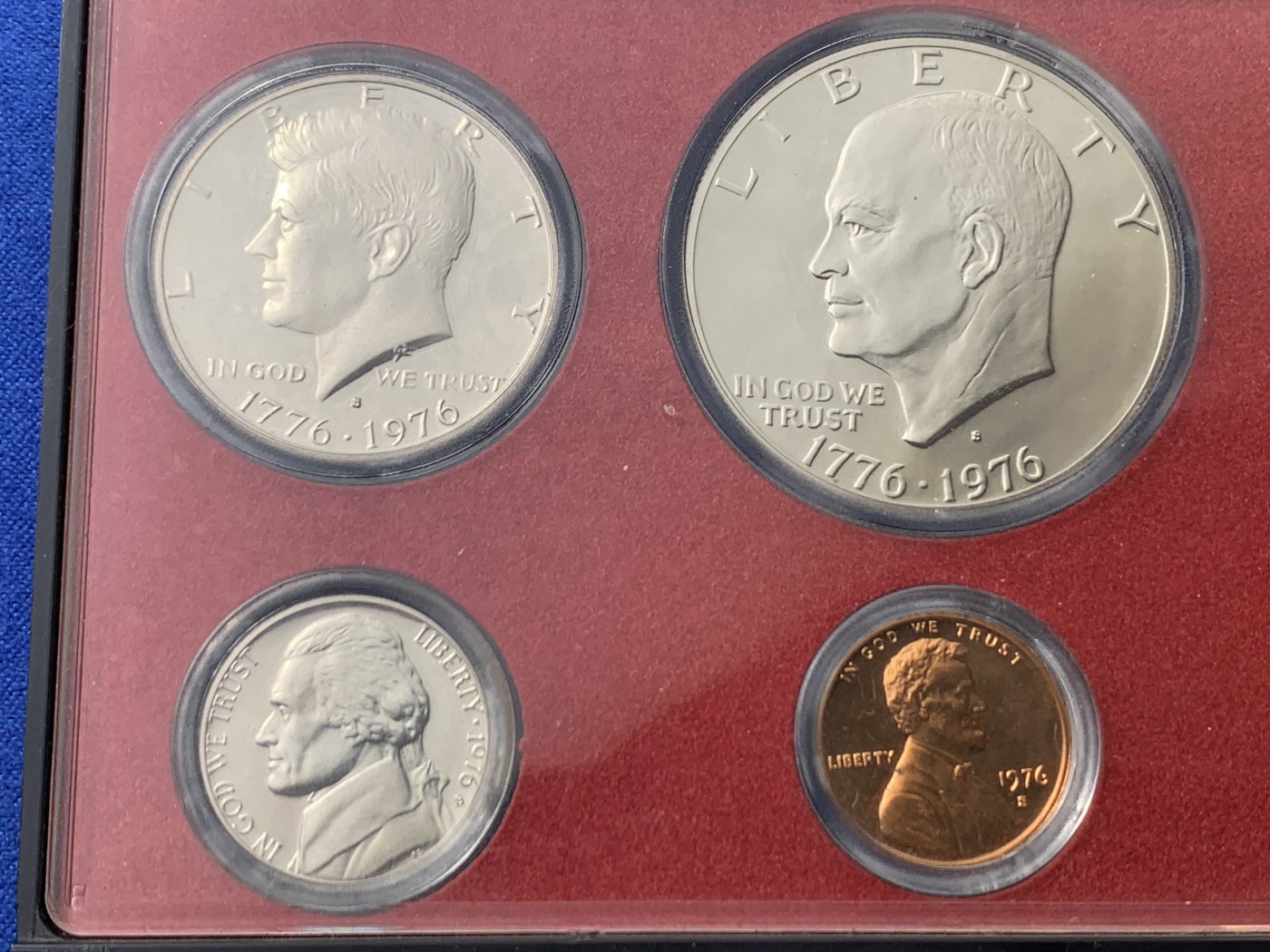 《竞宝斋》第232场-周日，周一 2场 (全场包邮) 1976年美国建国200周年精制币套币