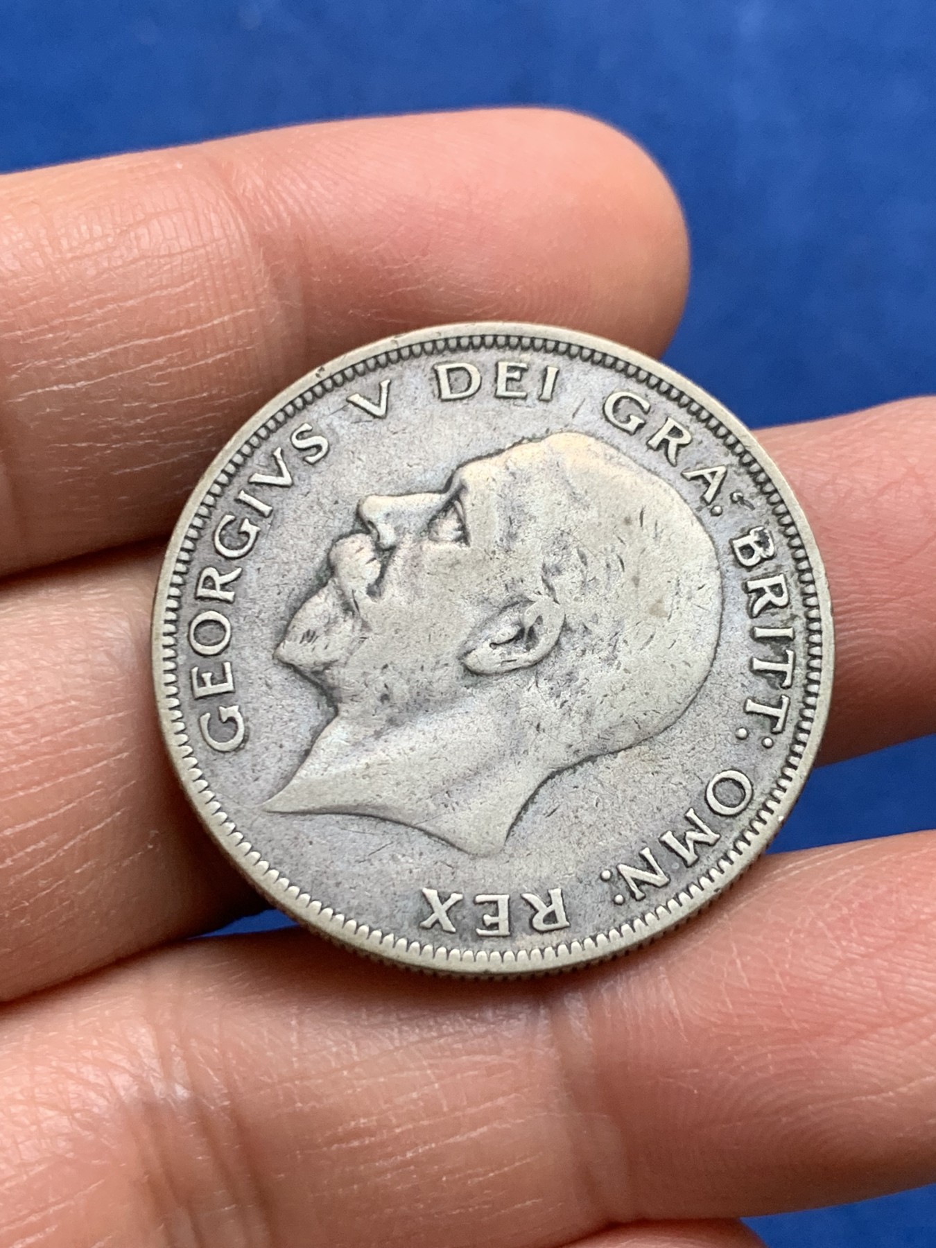 《竞宝斋》第232场-周日，周一 2场 (全场包邮) 英国1928年乔治五世半克朗银币