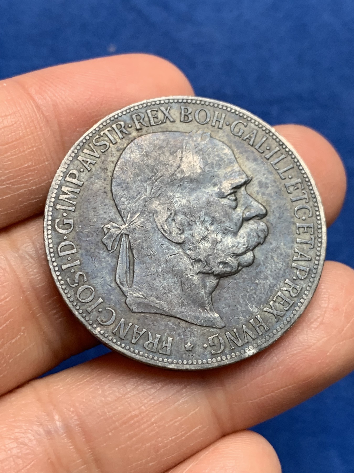 《竞宝斋》第232场-周日，周一 2场 (全场包邮) 奥匈帝国奥地利1900年5克朗双头鹰大银币，大老黑包浆比较难得，细节不错