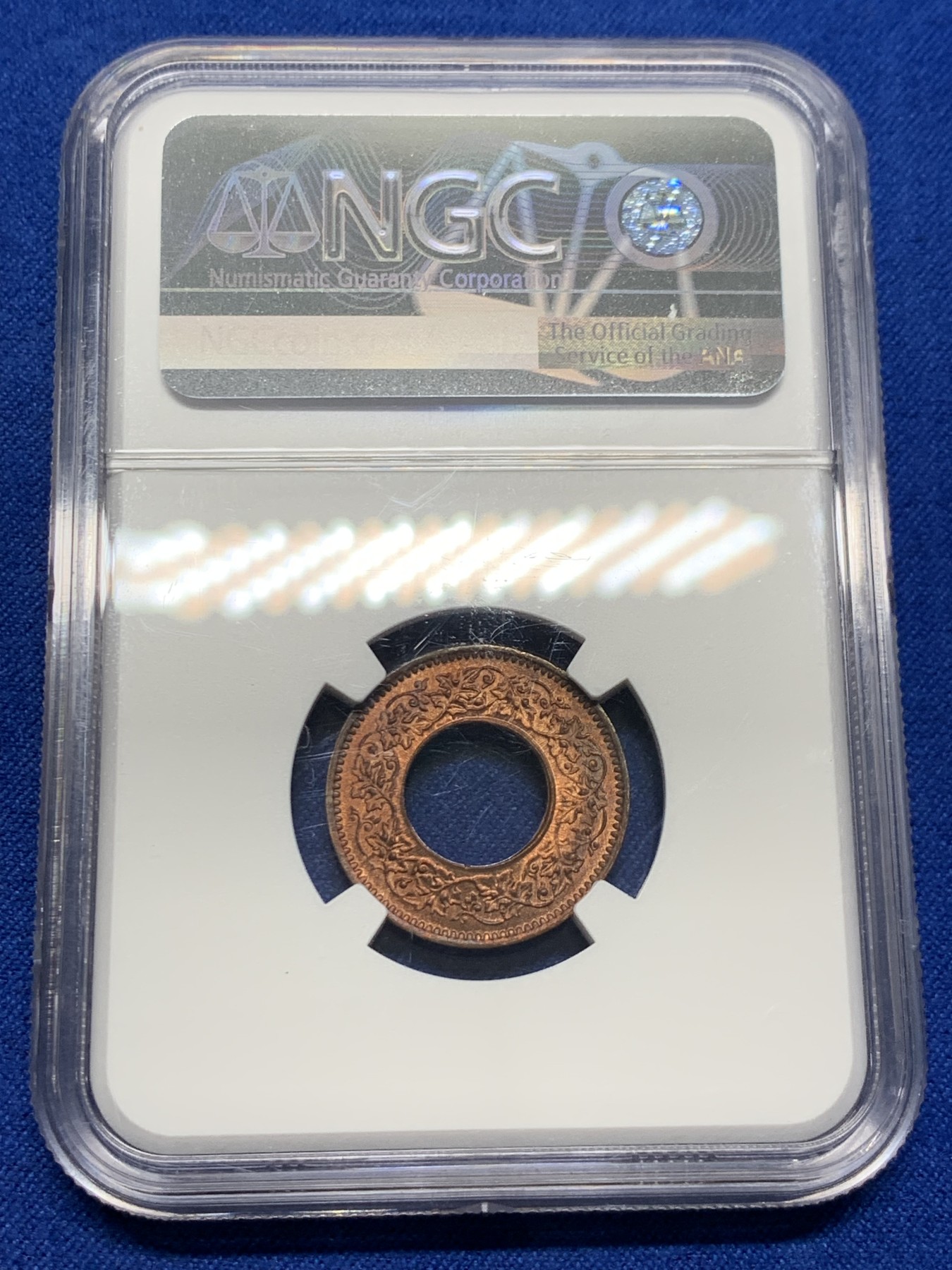 《竞宝斋》第232场-周日，周一 2场 (全场包邮) NGC MS64RB 英属印度1944年南非比勒托利亚厂【P厂】铸造中孔立冠1派沙铜币