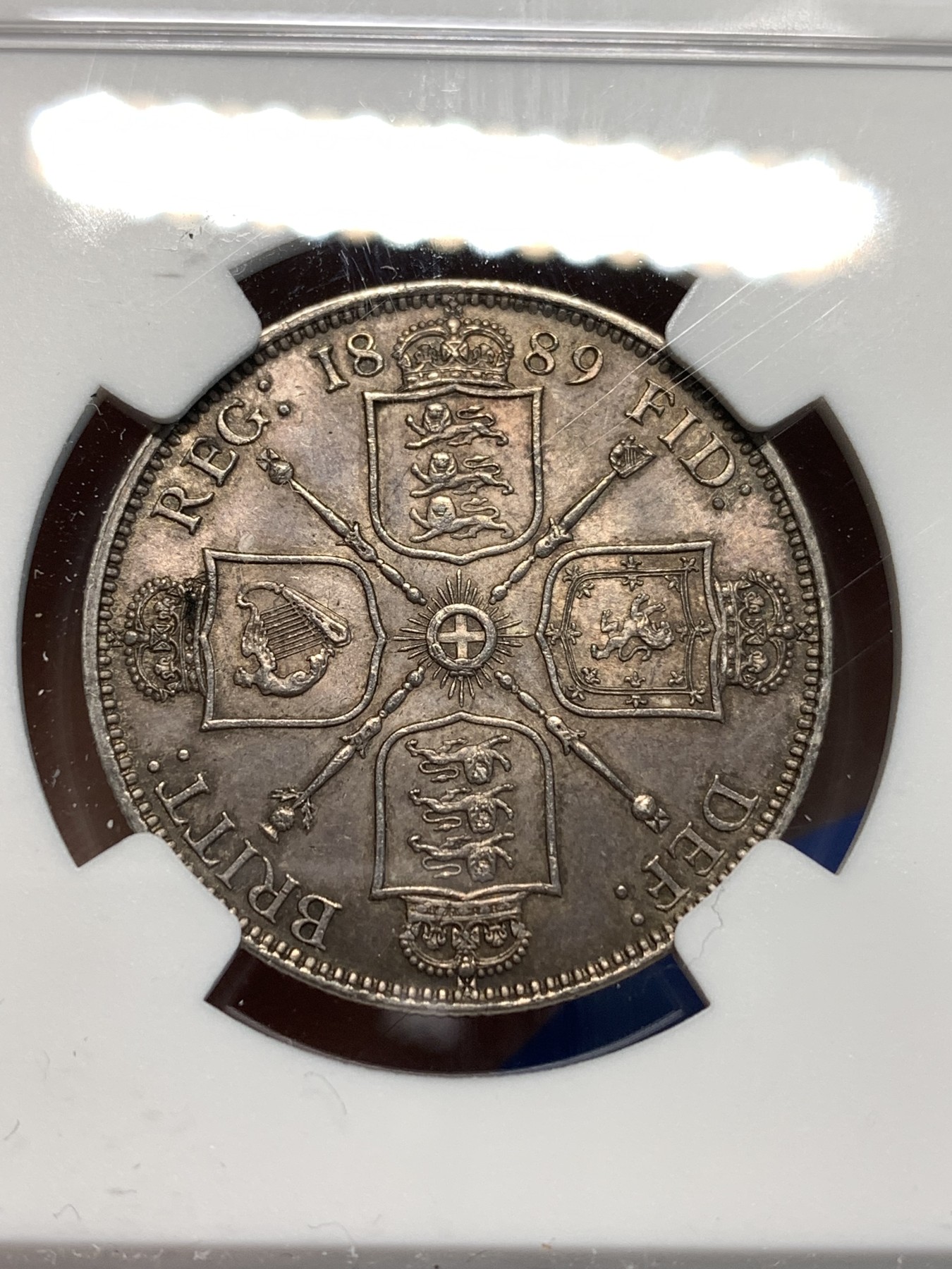 《竞宝斋》第232场-周日，周一 2场 (全场包邮) NGC-AU58 英国 1889年 2先令银币 漂亮的紫色五彩包浆 NGC严评