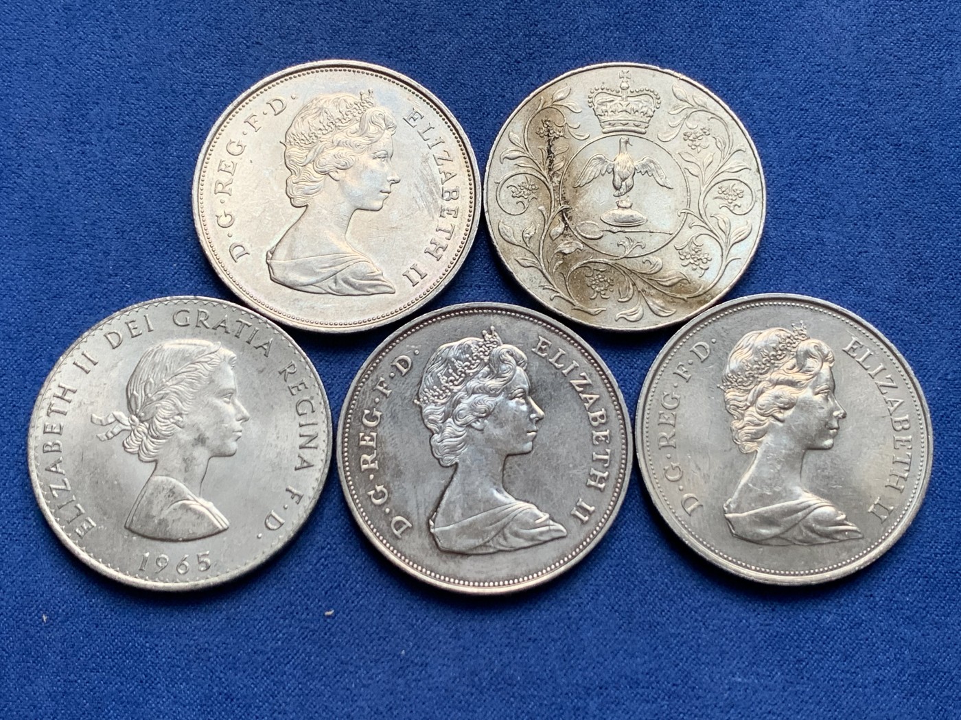 《竞宝斋》第232场-周日，周一 2场 (全场包邮) 5枚一组 英国1965、1972、1977、1980、1981美品一克朗（美品、部分带转光）