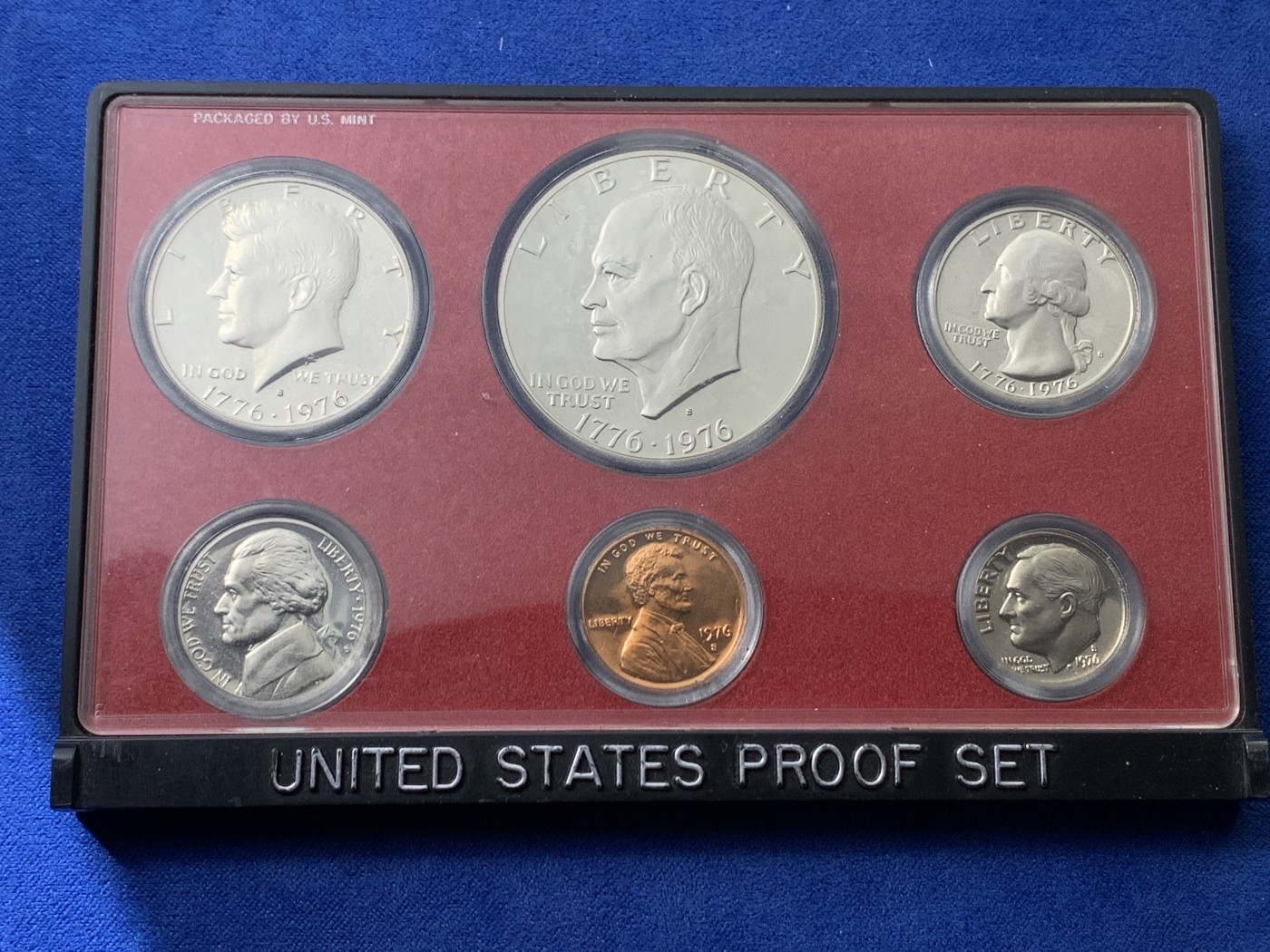 《竞宝斋》第232场-周日，周一 2场 (全场包邮) 1976年美国建国200周年精制币套币