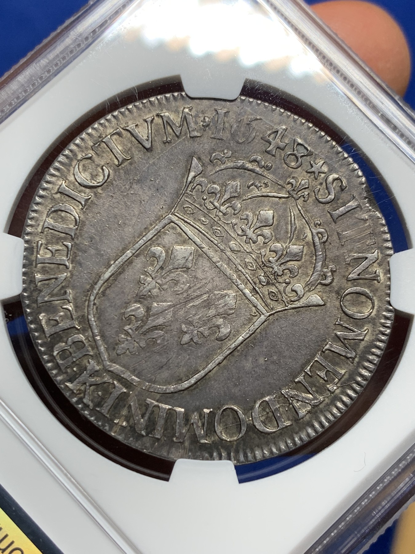 《竞宝斋》第232场-周日，周一 2场 (全场包邮) NGC-AU53 1648K法国路易十四埃居大银，青年太阳王头像大银，年轻的欧陆霸主。欧洲熟美黑彩，味道一流，状态更胜分数！