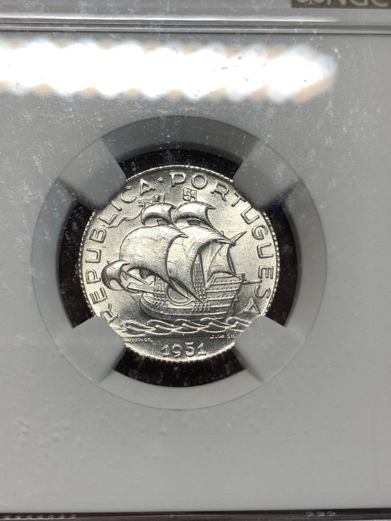 《竞宝斋》第232场-周日，周一 2场 (全场包邮) NGC-MS64 1951年葡萄牙2.5E帆船银币，64分高分