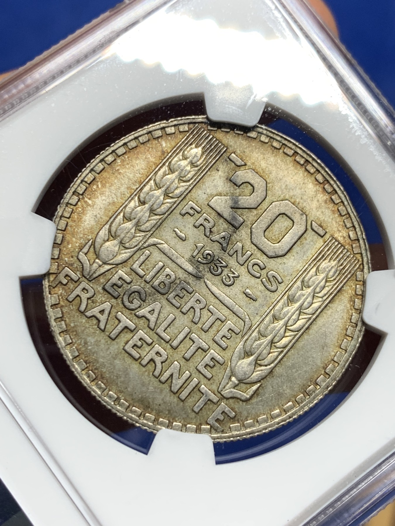 《竞宝斋》第232场-周日，周一 2场 (全场包邮) NGC MS63 法国1933年桂冠女神20法郎银币