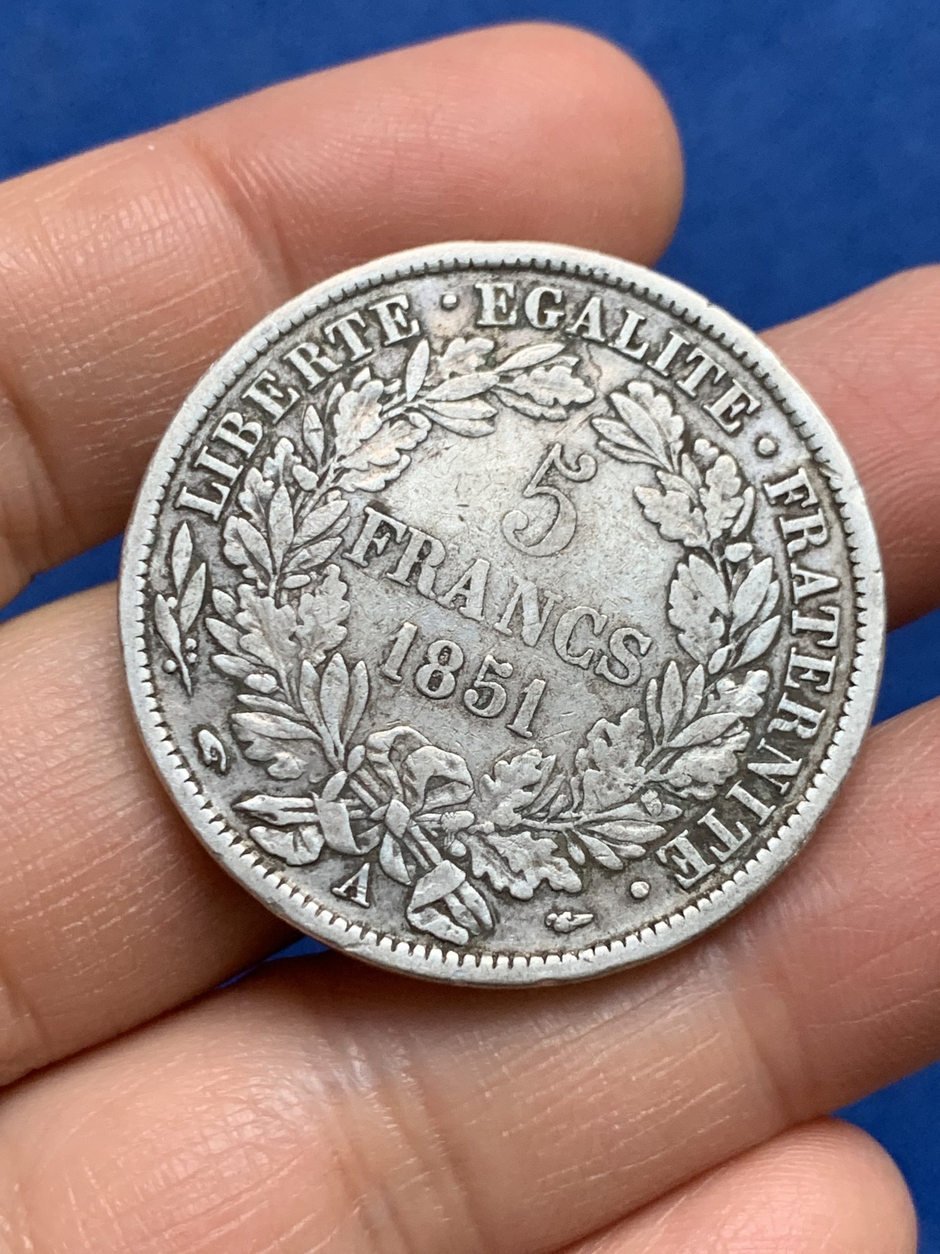 《竞宝斋》第232场-周日，周一 2场 (全场包邮) 法国1851年A谷物女神5法郎银币，细节不错包浆自然