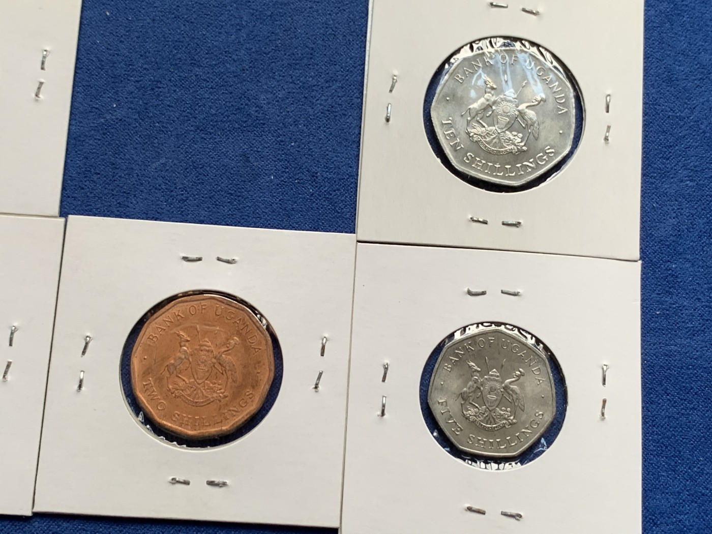 《竞宝斋》第232场-周日，周一 2场 (全场包邮) 8枚一组 乌干达1987年清年份套币4枚+1998年清年份套币4枚