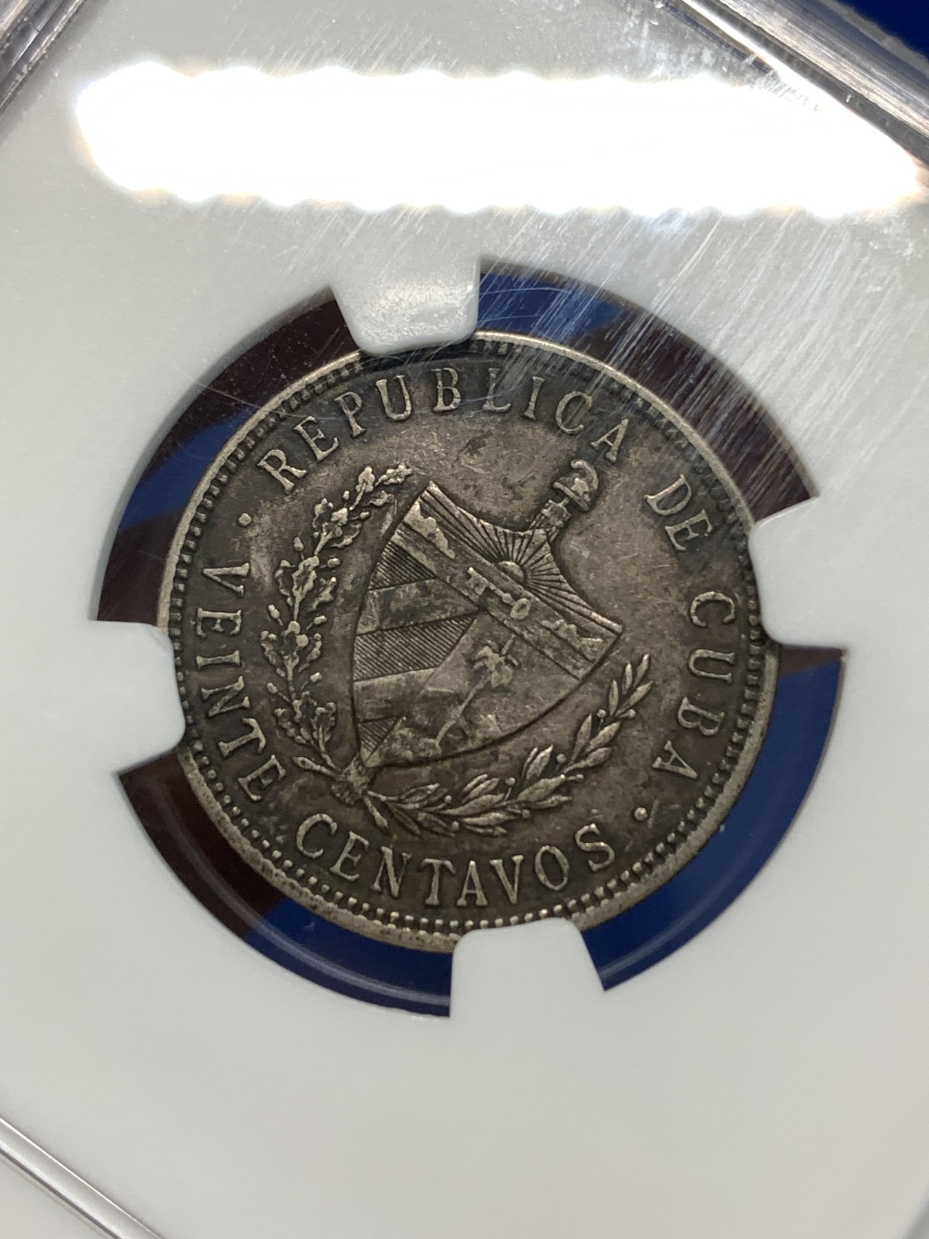 《竞宝斋》第232场-周日，周一 2场 (全场包邮) NGC-AU53 古巴1915年20分银币 古巴第一套流通银币早期年份稀少 带醇黑包浆