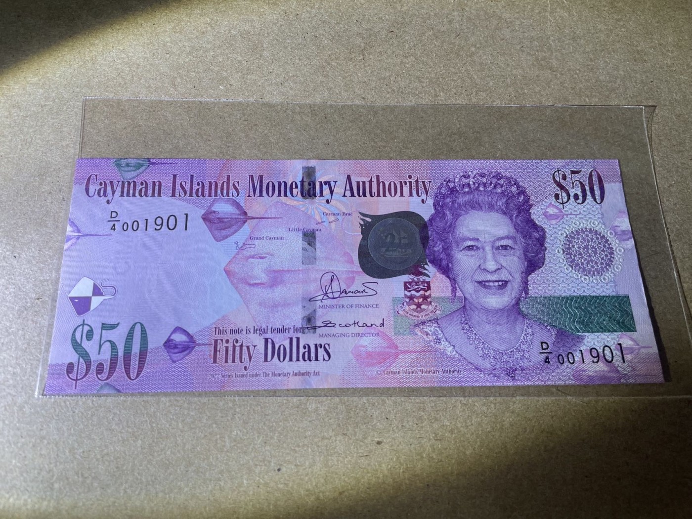 【Blue Auction】✨世界纸币精拍第414期【精】 【倒置号 千位小号】开曼 金管局 新版25周年纪念钞50元 女王 全新UNC