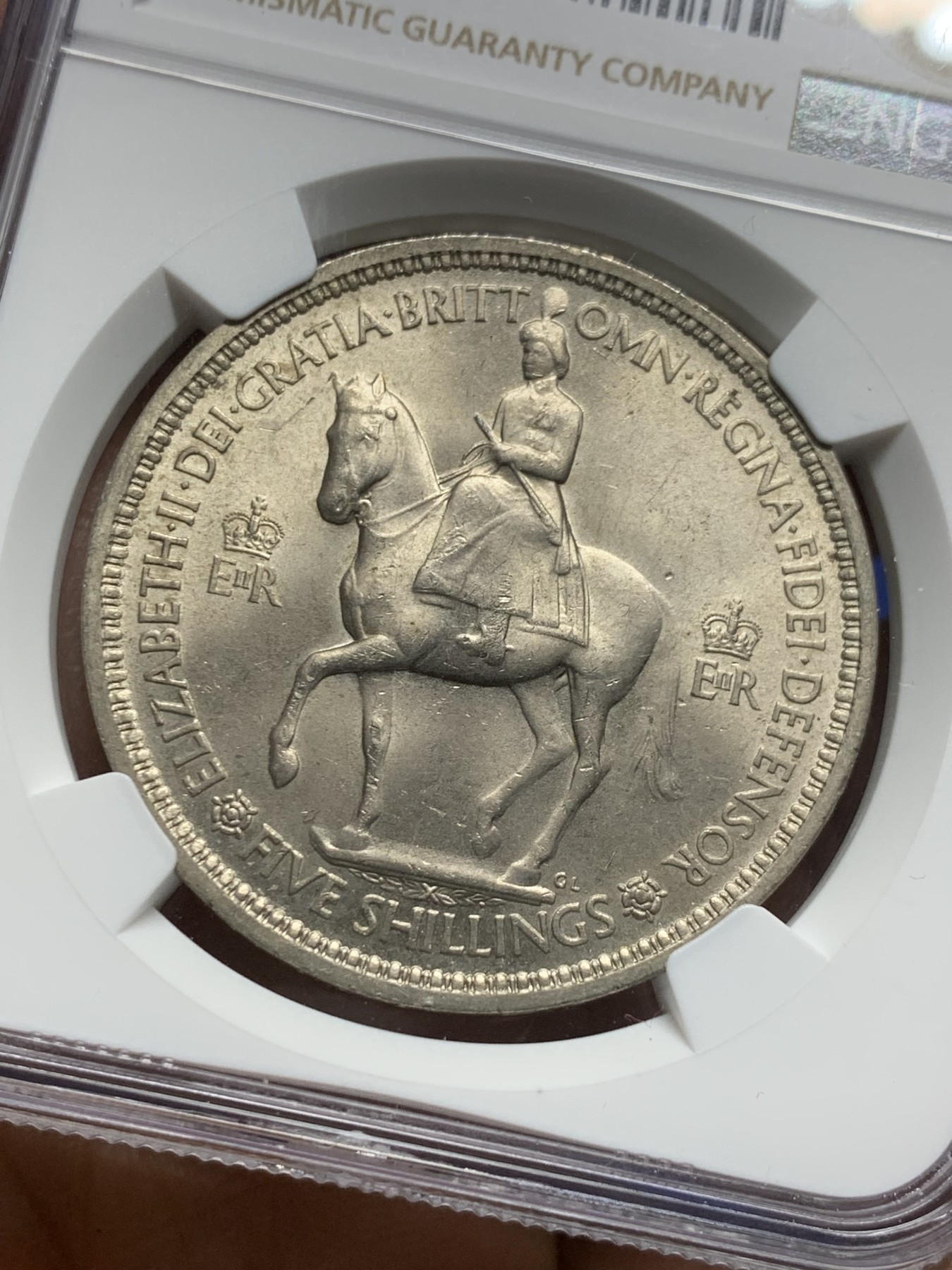 《竞宝斋》第232场-周日，周一 2场 (全场包邮) NGC MS64 英国1953年伊丽莎白二世登基纪念克朗 淡包浆 强光 有点低评了