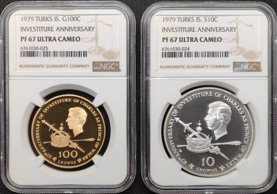 第29期钱币微拍 全场包邮 - 2枚一组 NGC PF67UC 特克斯和凯科斯群岛 1979年 伊丽莎白二世 100克朗精制金币 & 10克朗精制银币 授勋纪念日