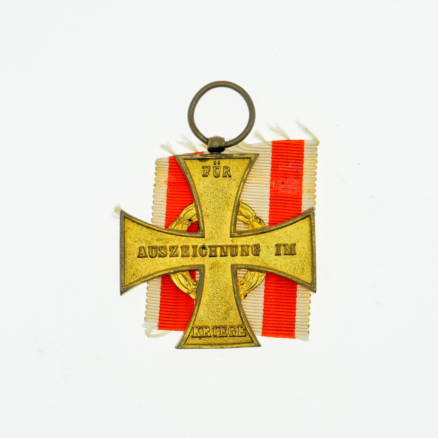 勋章奖章交易所1月13日拍卖 利珀-代特莫尔德战争功勋十字奖章，铜质镀金，设立于1914年12月8日，共颁发了18374枚，十分稀少