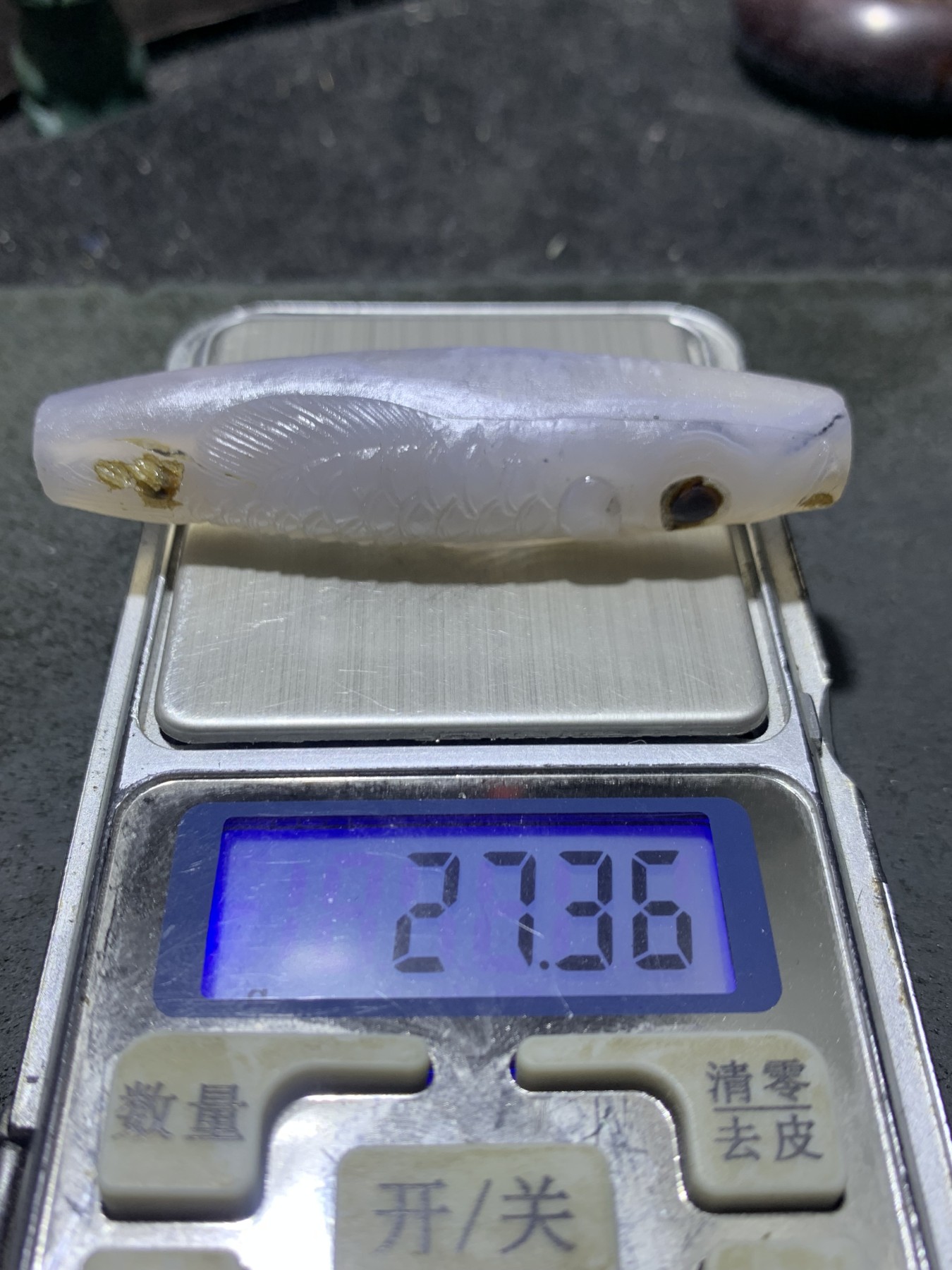 精美亚光高玉化冰飘巴西玛瑙手工俏色巧雕招财龙鱼大桶珠一个！