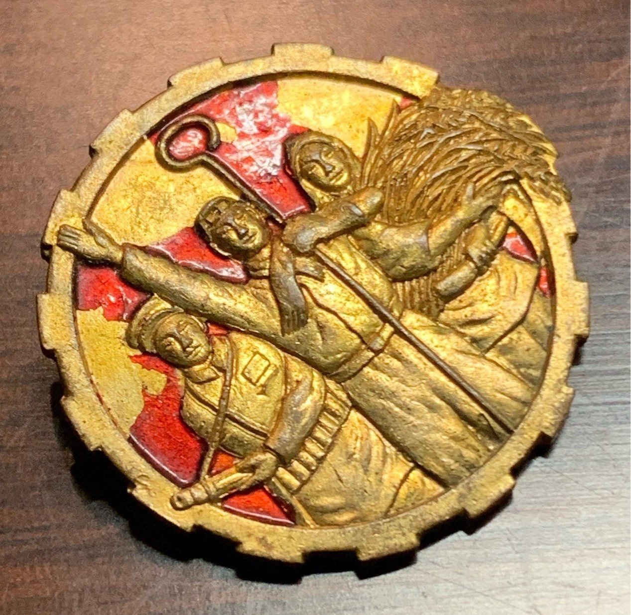 五十年代工农兵人物模范章 时代特色鲜明，上海景福出品。