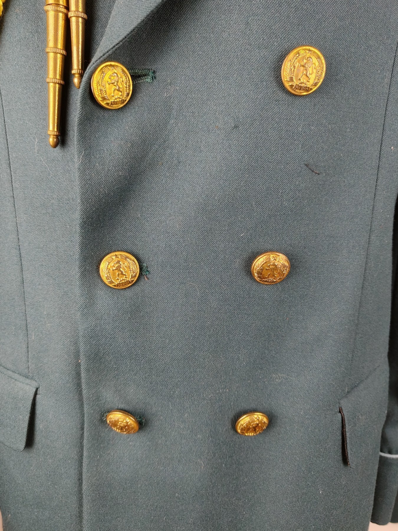 全场0元起拍 第124期 咸鱼国勋章拍卖专场 1月10日（周三）下午6：00开始 保加利亚 社会主义时期 空军上将礼服一套 胸围104 肩宽48 衣长82 袖长69腰围84 裤长120